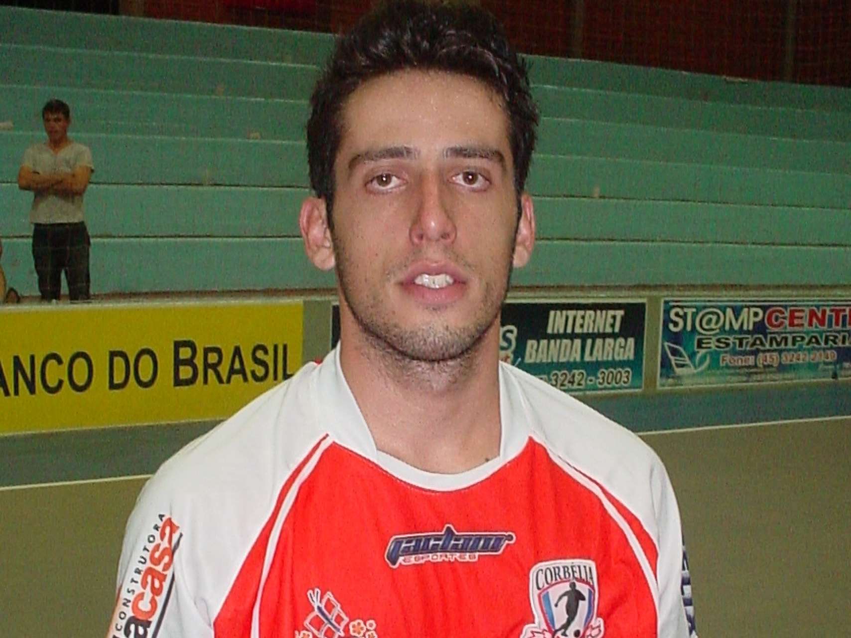 Ala/piv� Ratto � o novo refor�o do Coritiba Futsal