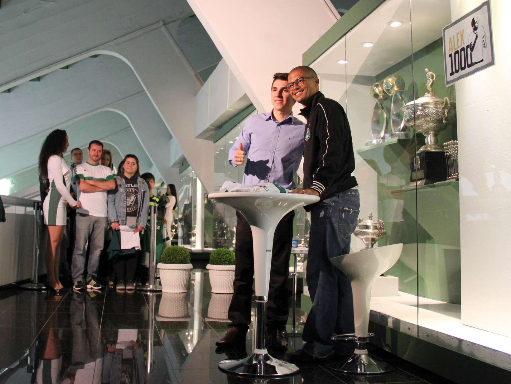 In�cio de homenagens