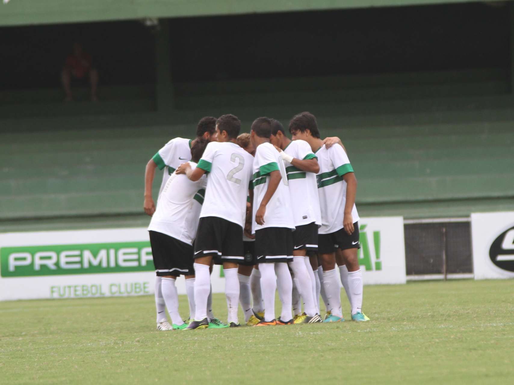 Coxa nos estaduais Sub-15 e Sub-17