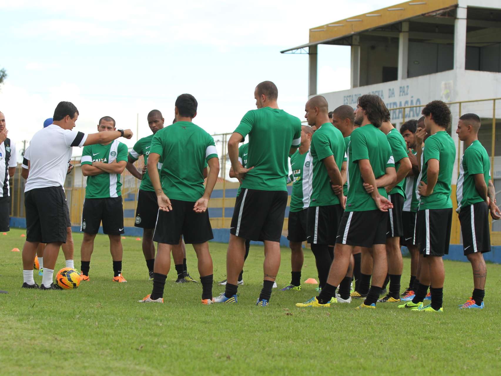 Coritiba treina em Campo Grande