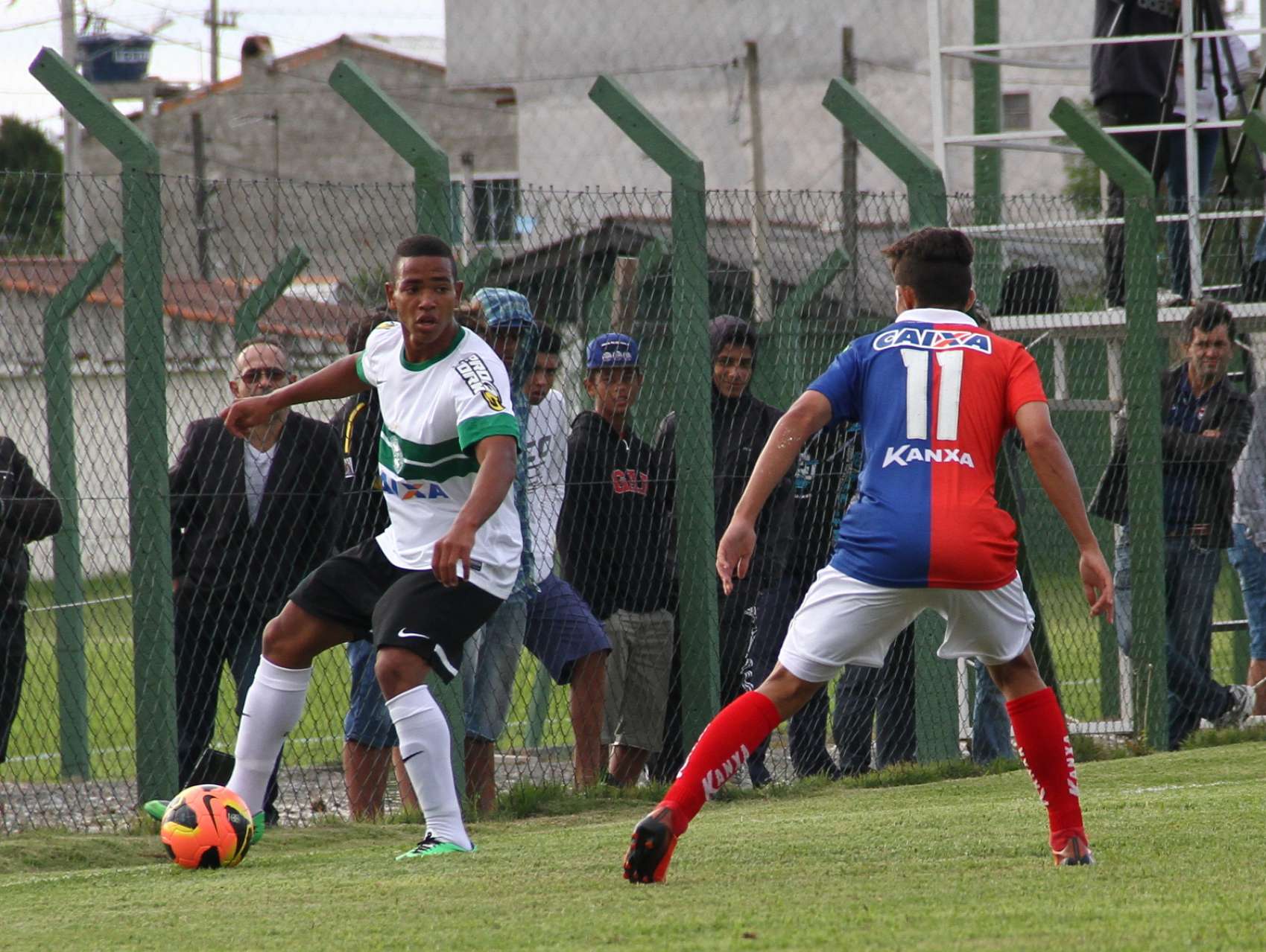 Coxa disputa semifinal do Sub-18