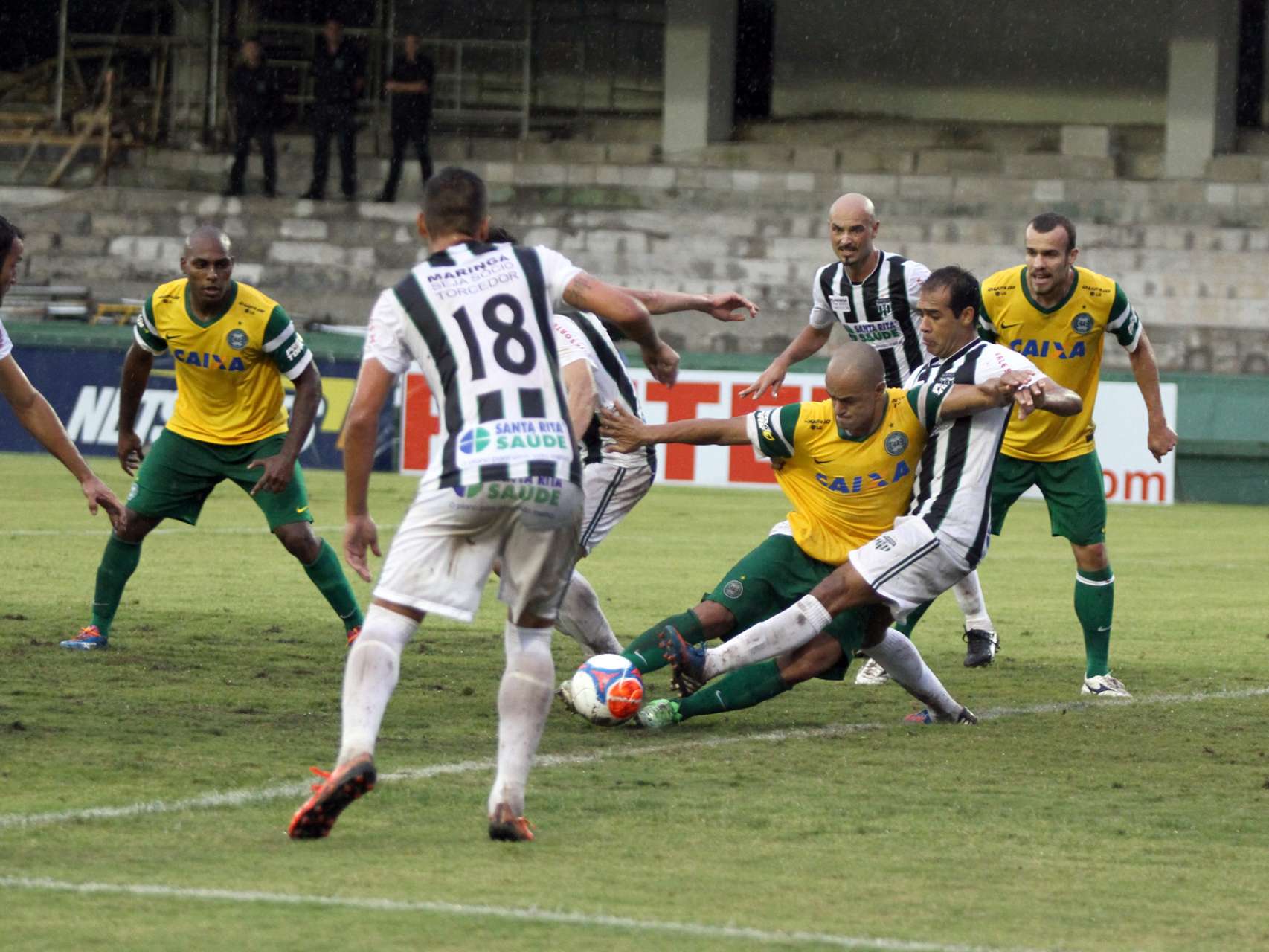 Fotos: Coritiba 1x1 Maring�