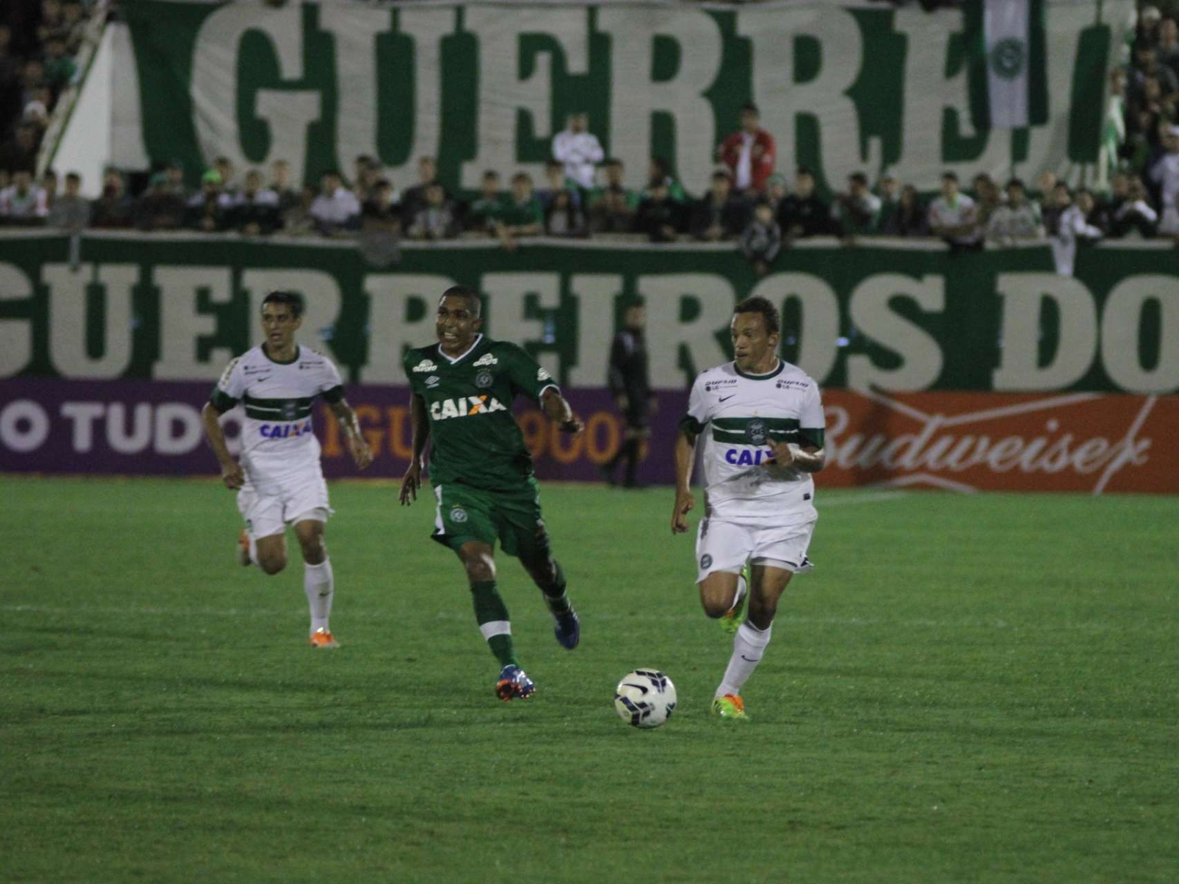 Fotos: estreia no Brasileir�o