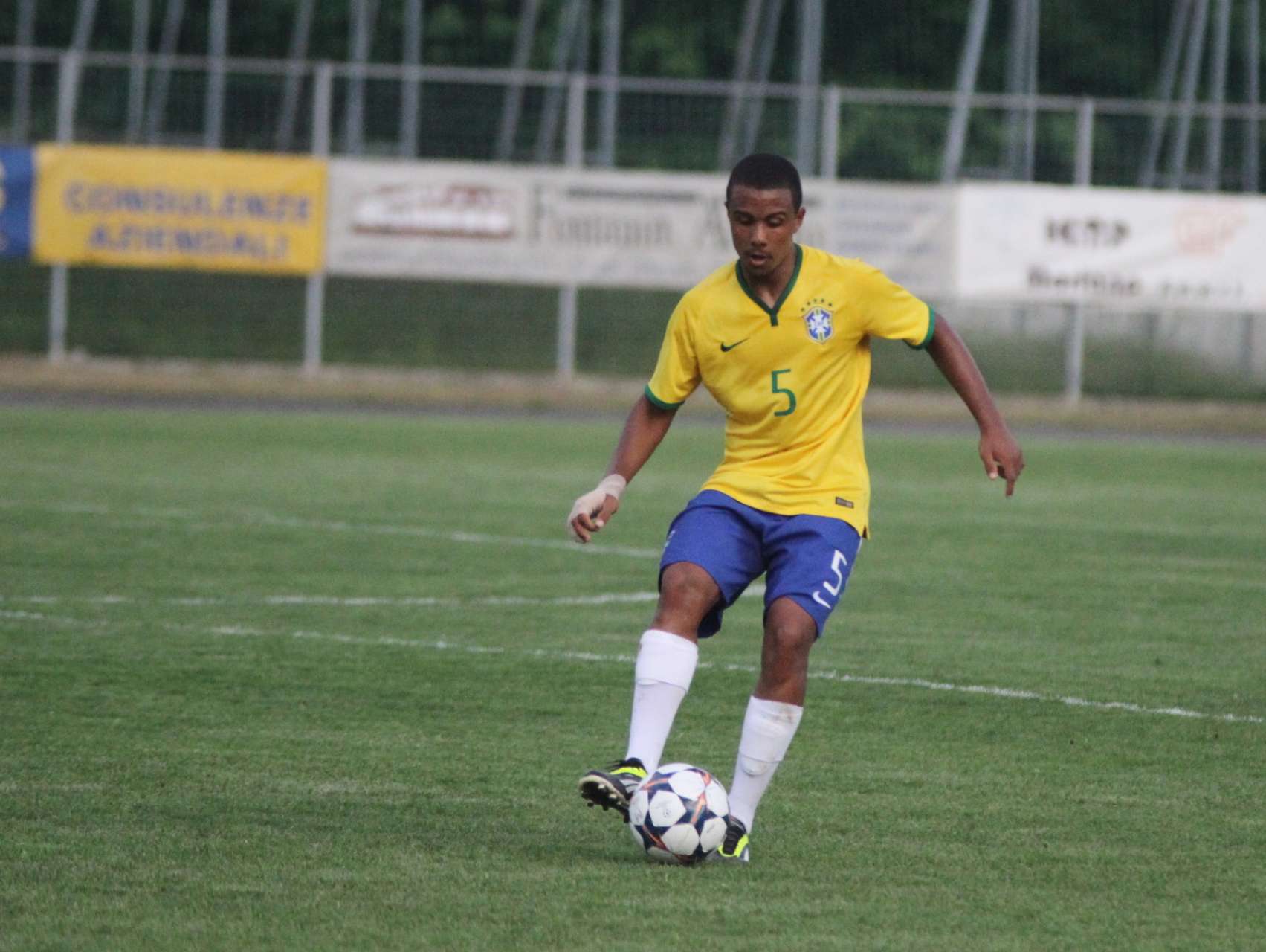 Coxas-brancas defendem Sele��o na It�lia