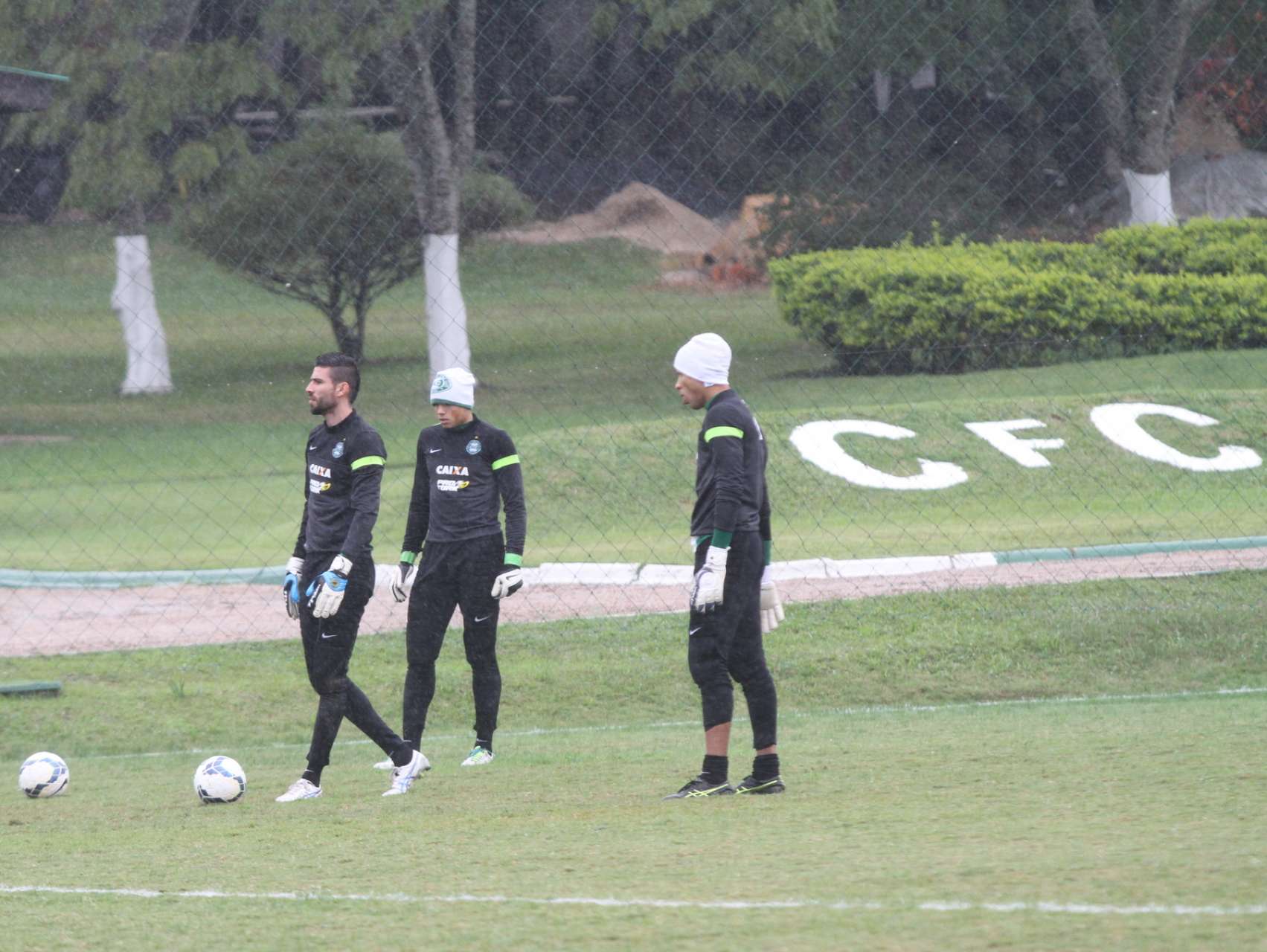 Galeria Coxa: treino no CT