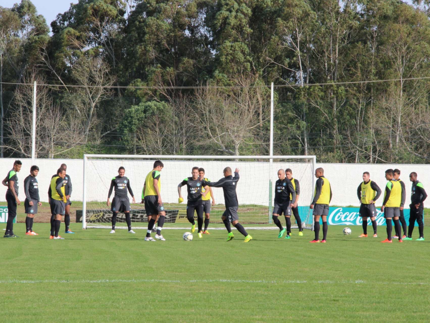 Coritiba segue atividades