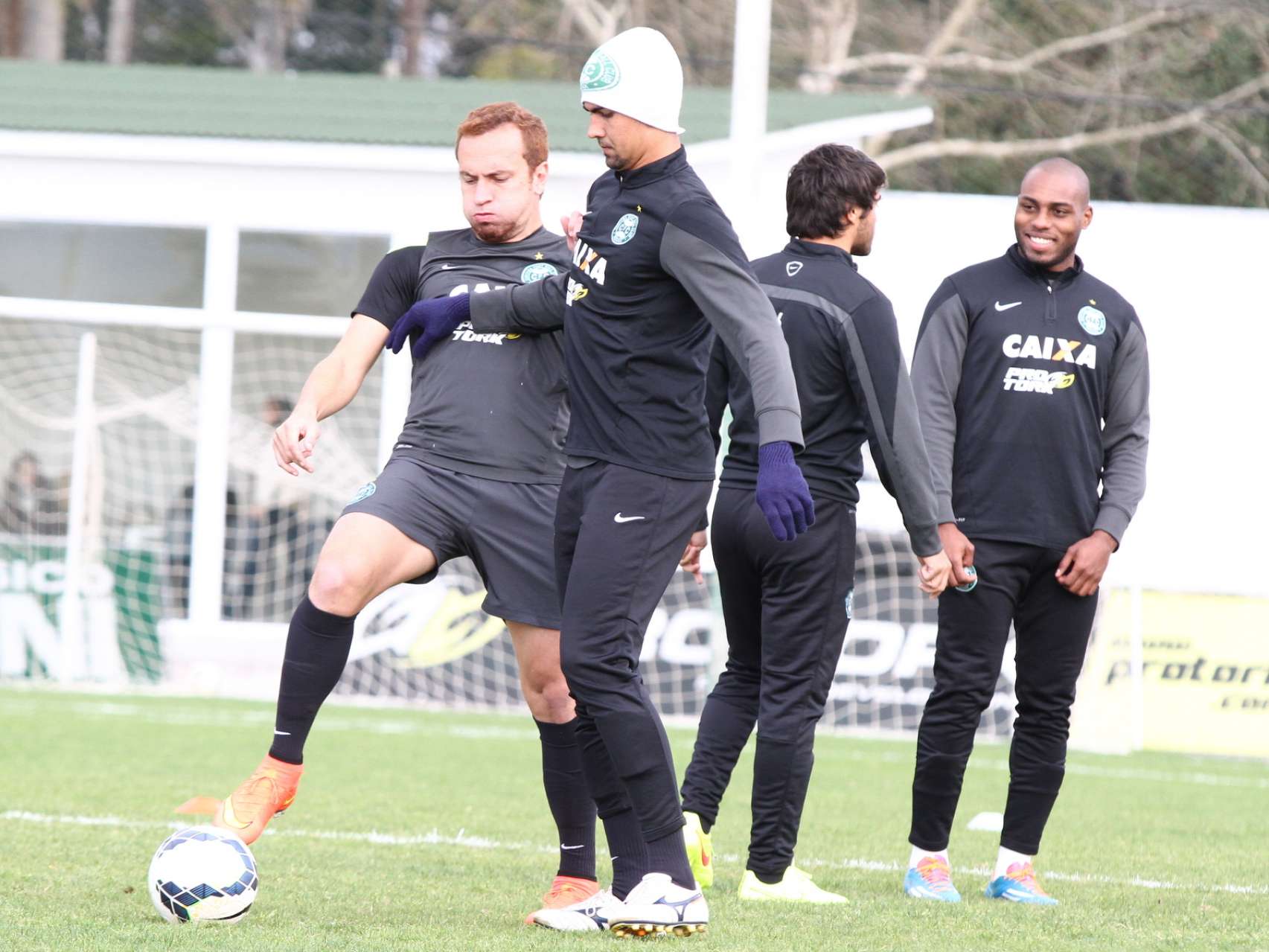 Galeria Coxa: Treino no CT