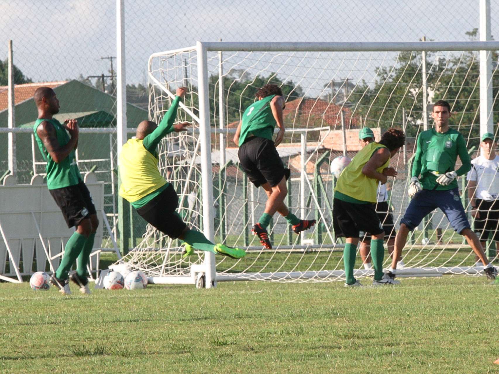 Treino coxa-branca em fotos
