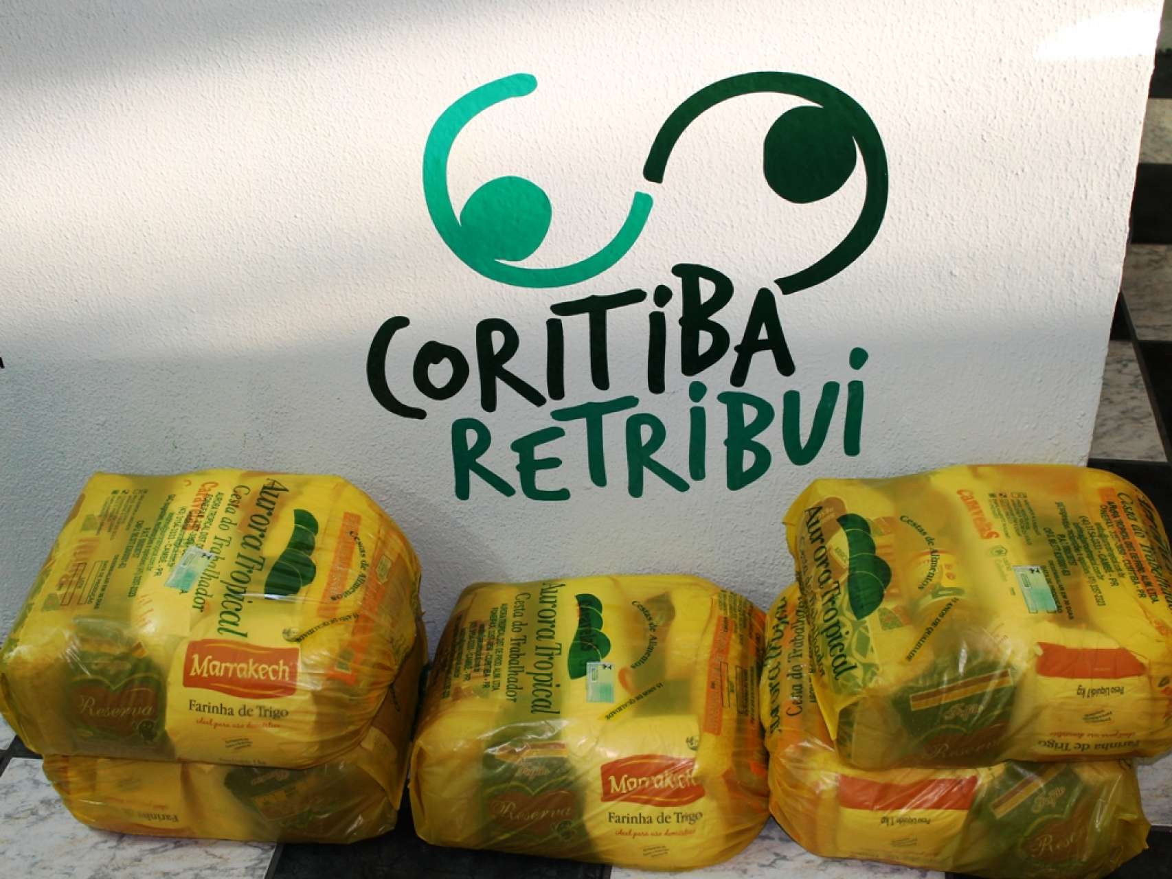 Torcedores fazem doa��es para o Bazar do Coritiba Retribui