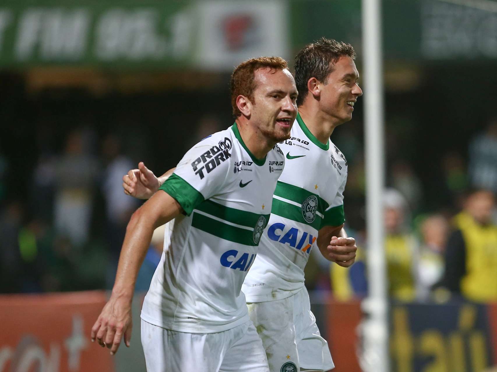 Fotos: Coxa x Vit�ria
