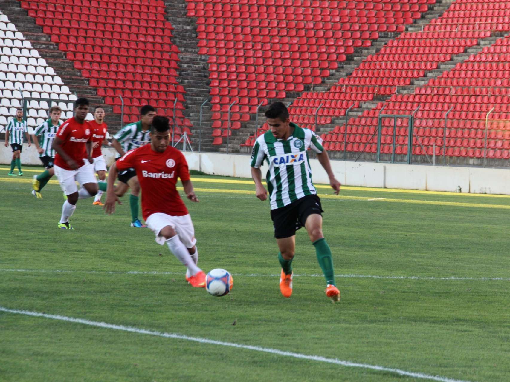 Coxa deixa Ta�a BH