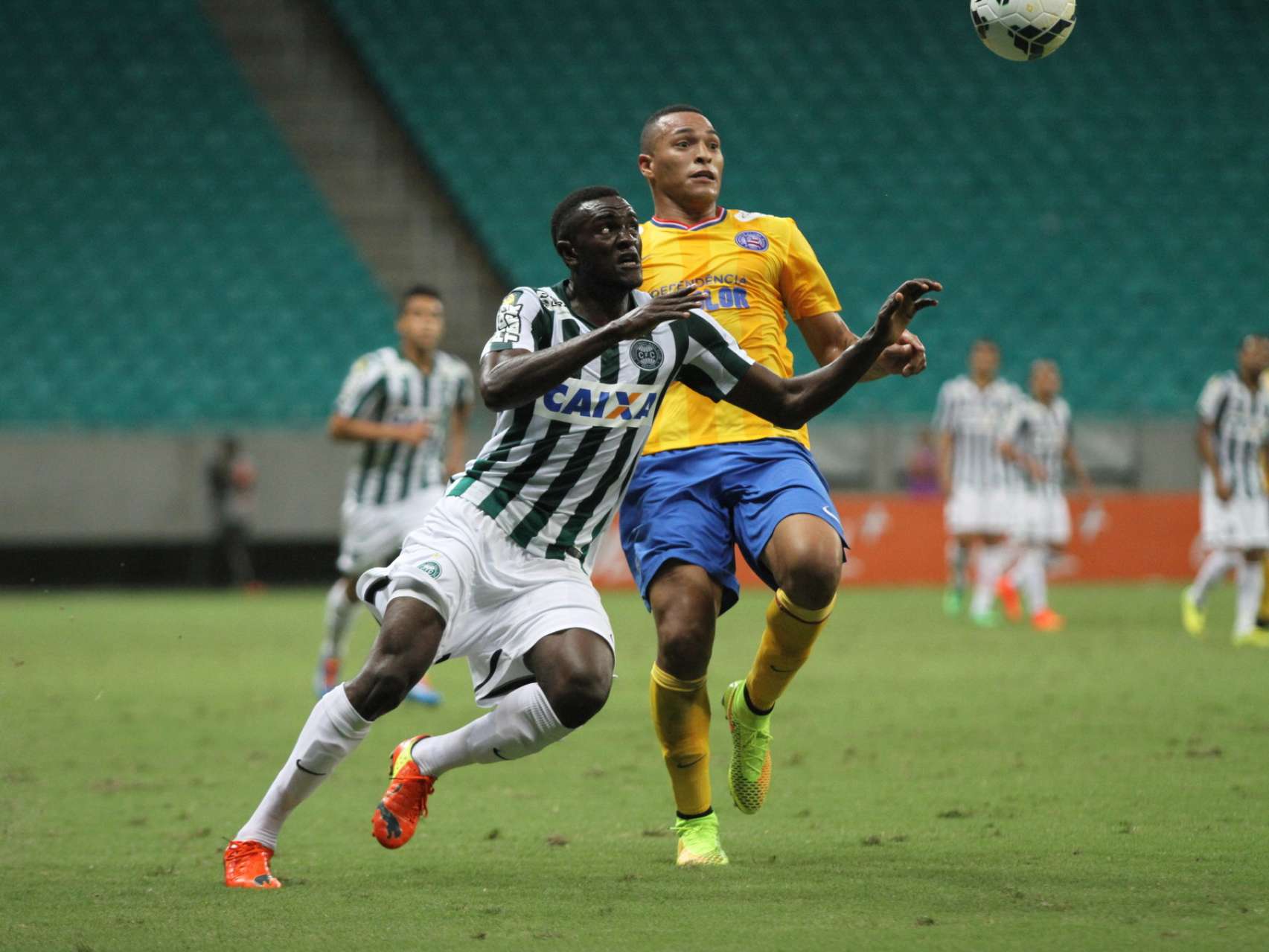 Joel estreia pelo Coxa