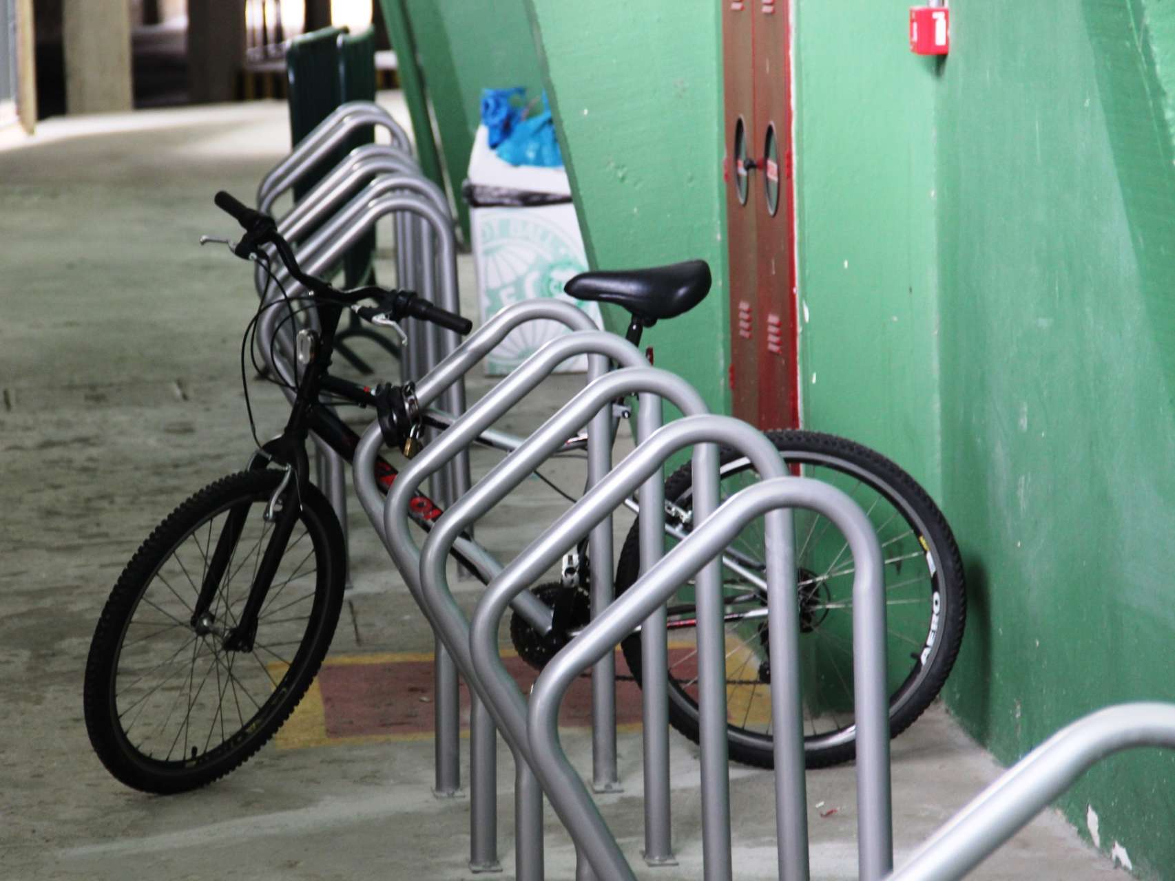 Biciclet�rio no Couto Pereira