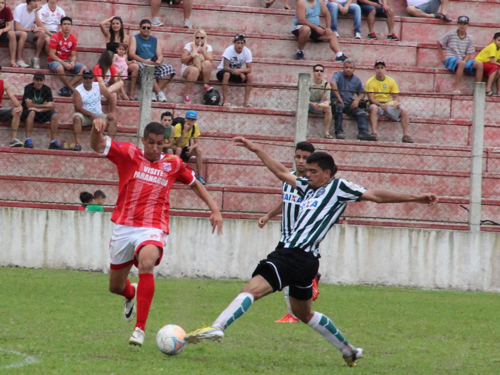 Semifinal fica empatada