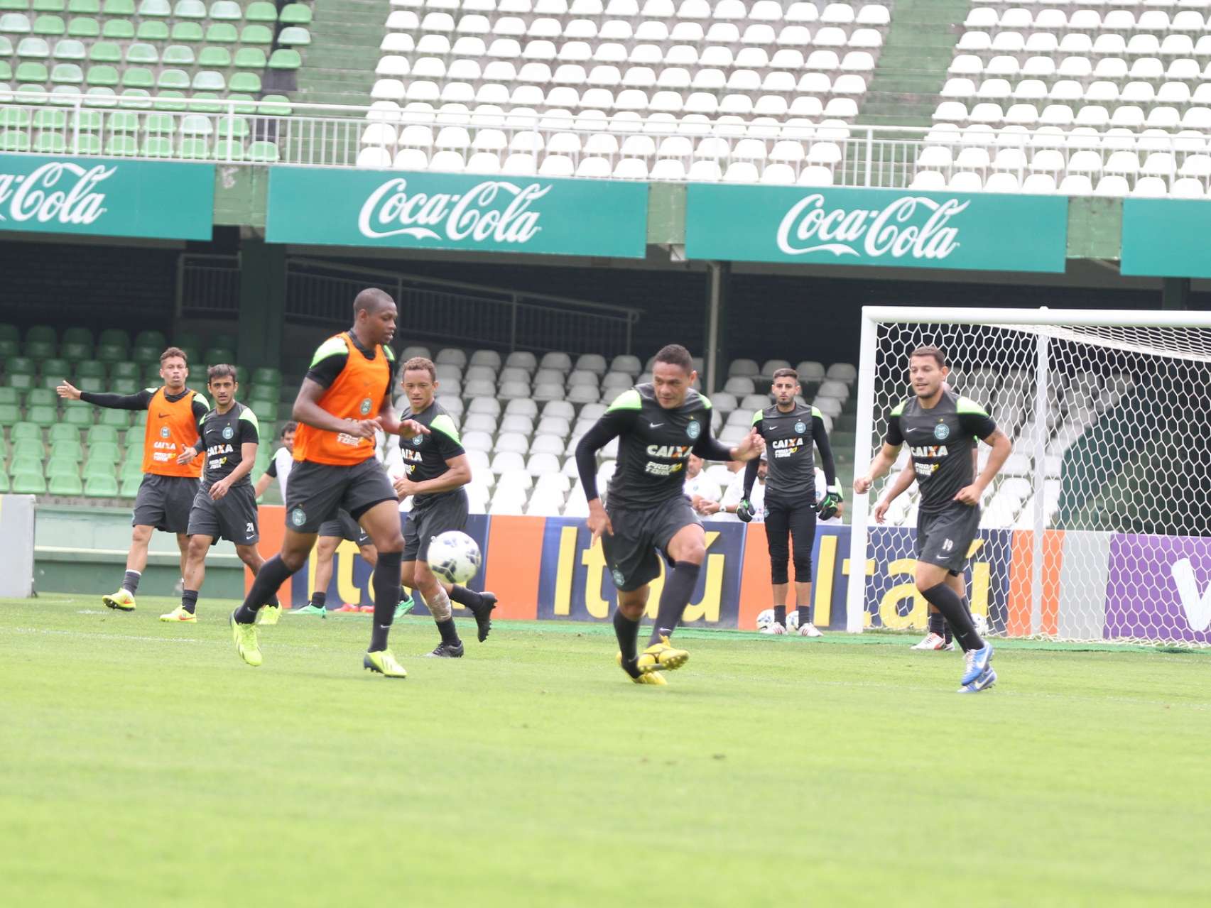 Coxa finaliza prepara��o