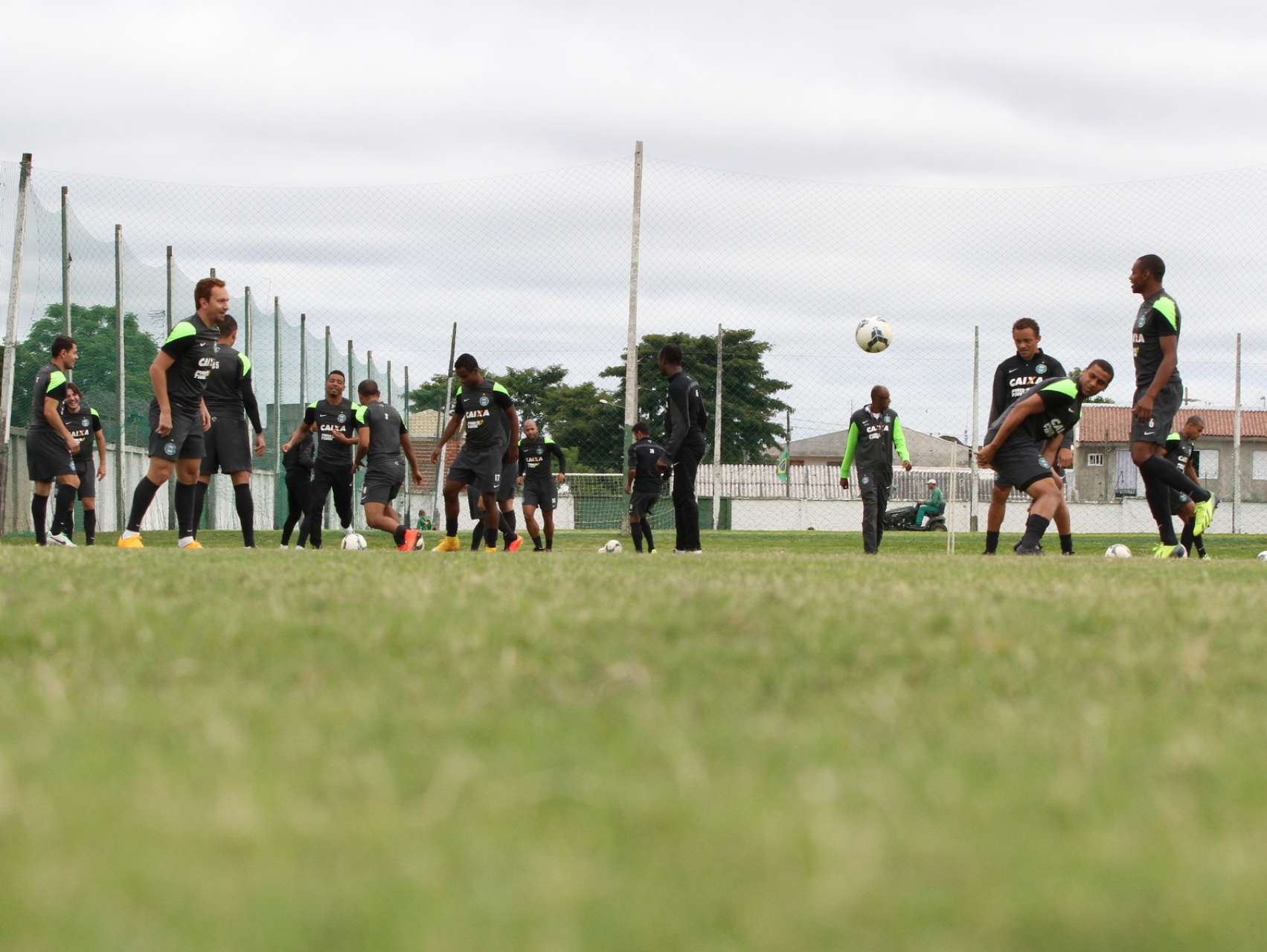 Coxa se reapresenta na ter�a