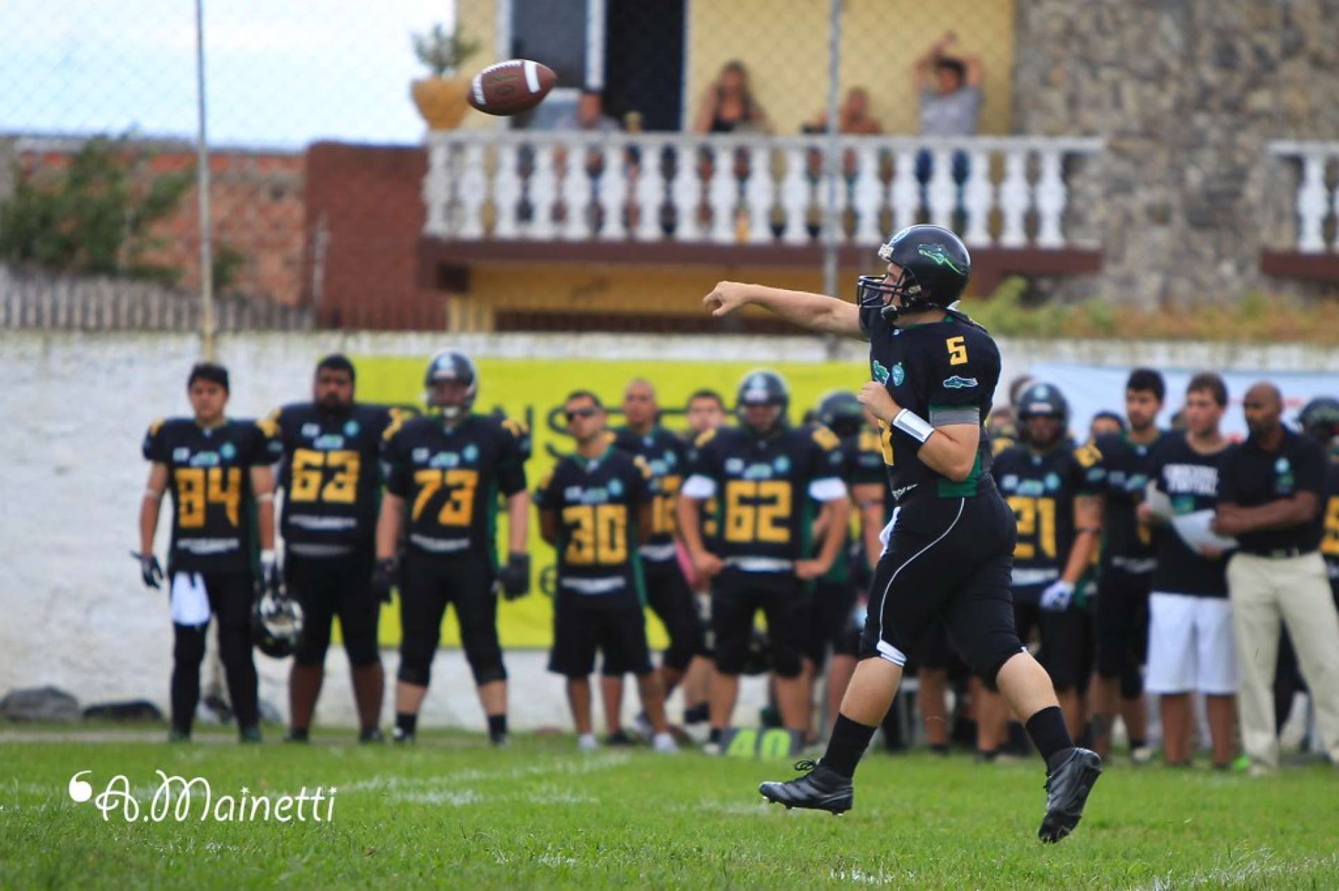 Coritiba Crocodiles vence a equipe do Black Sharks em Foz