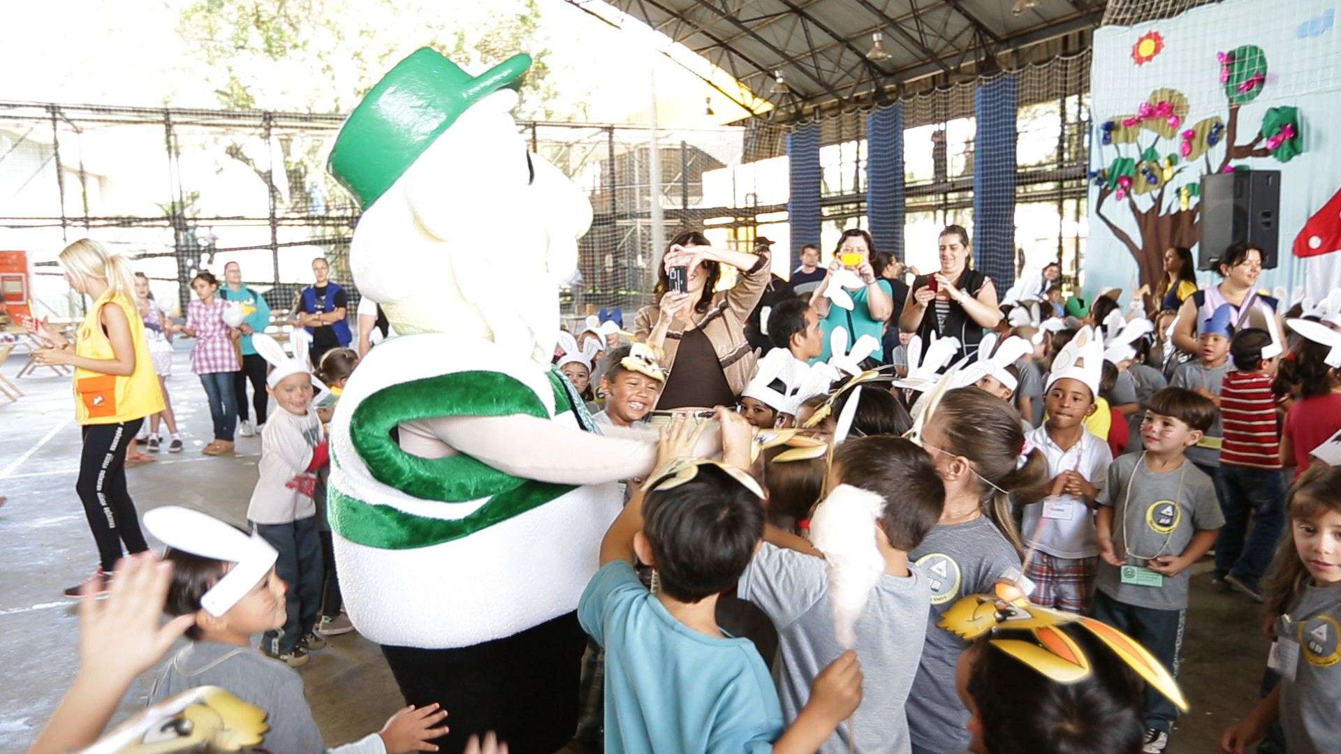 Coritiba Retribui promove P�scoa Solid�ria