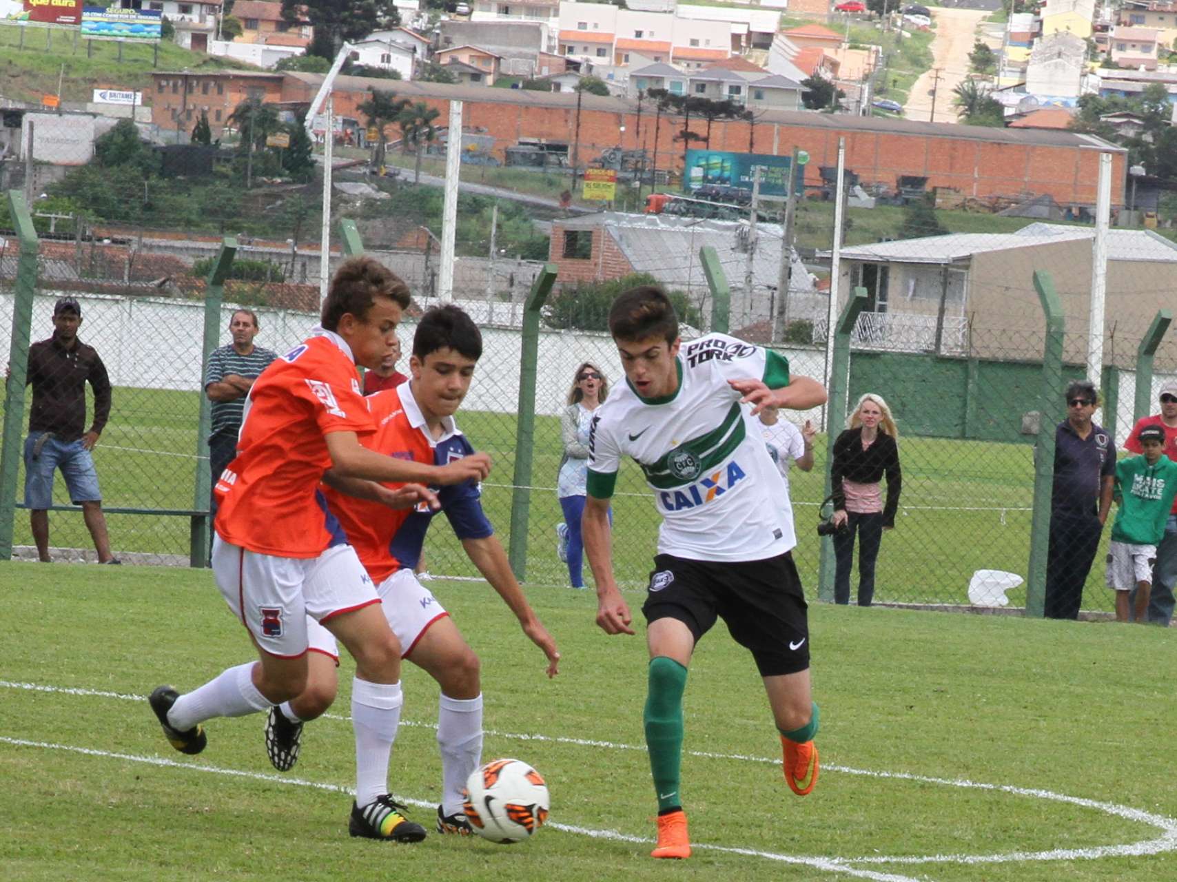 Coxa vence no EFIPAN
