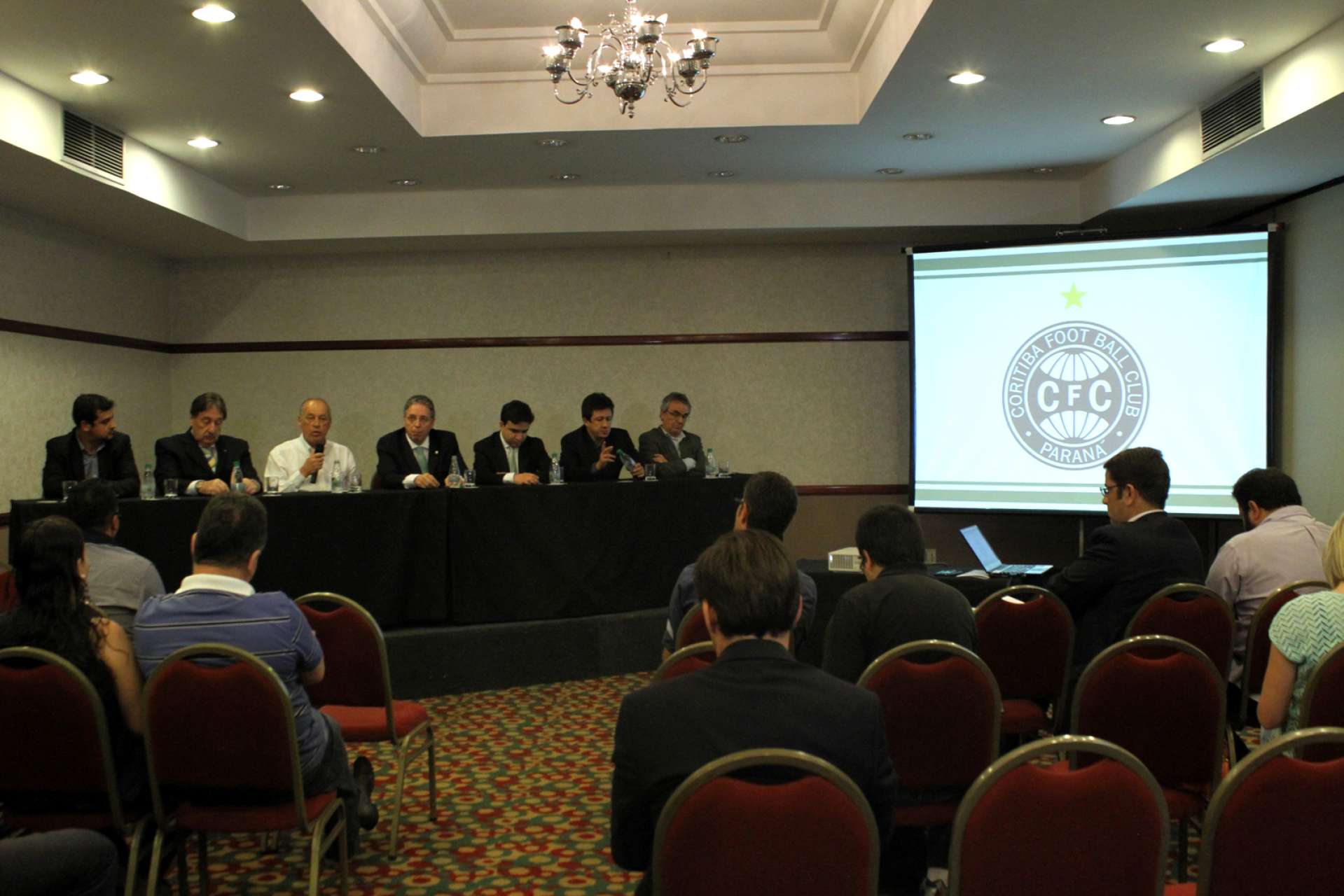 Coletiva do novo G5