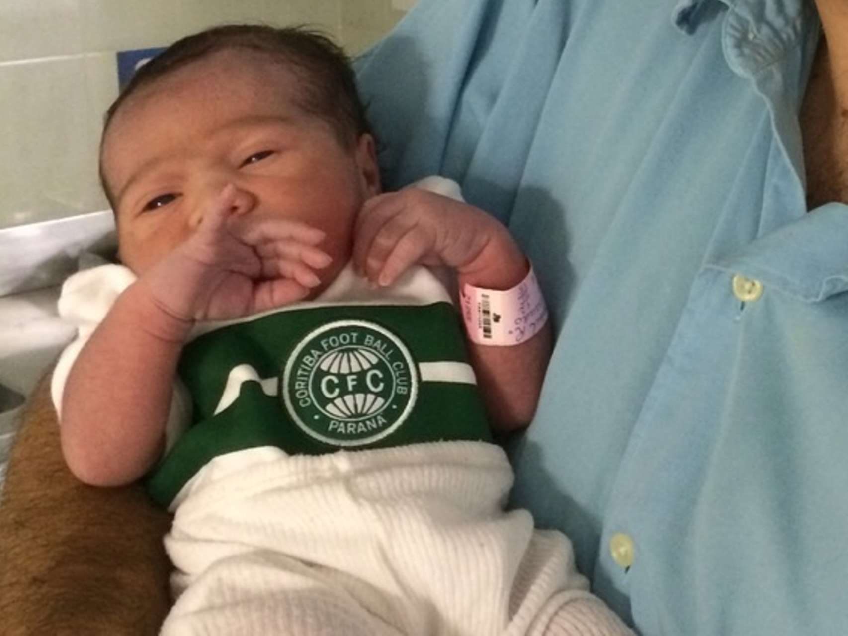Dois dias de vida e Coxa!