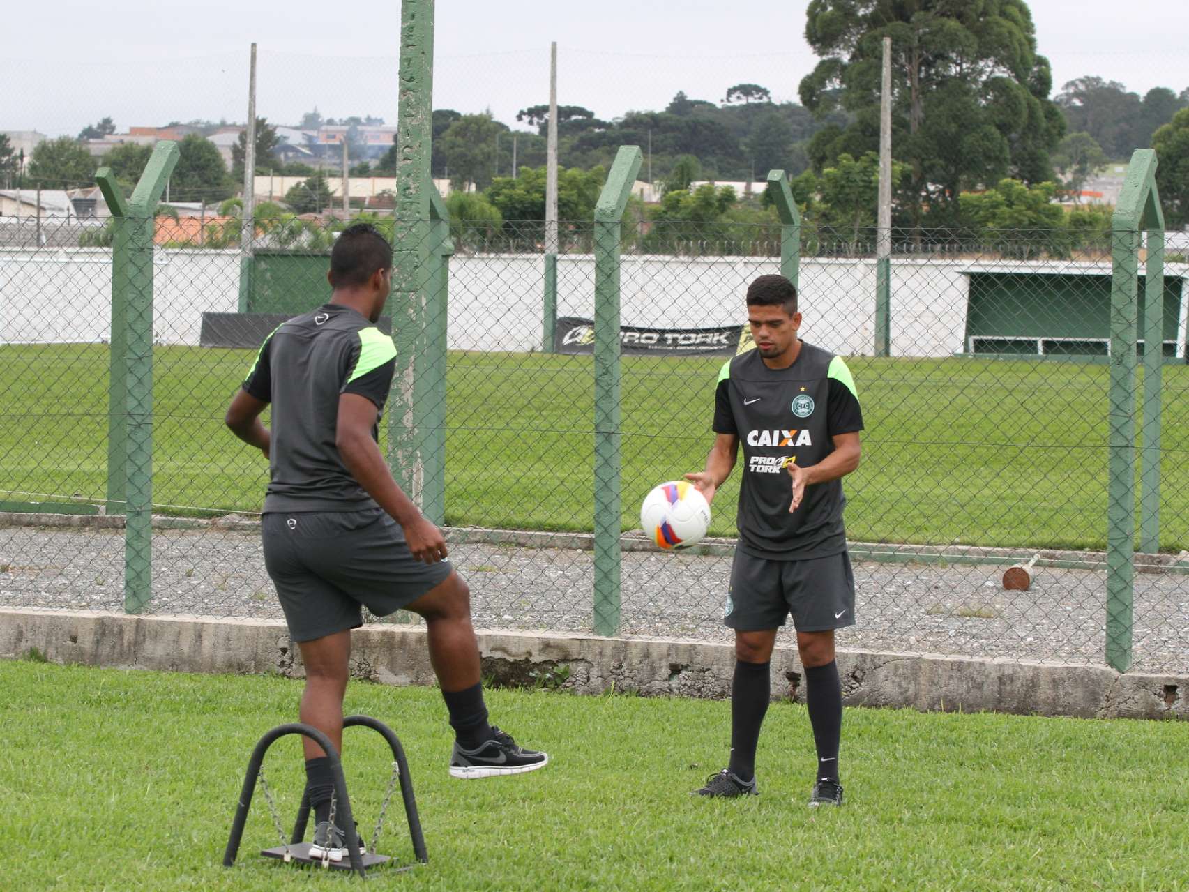Pr�-temporada segue em Curitiba