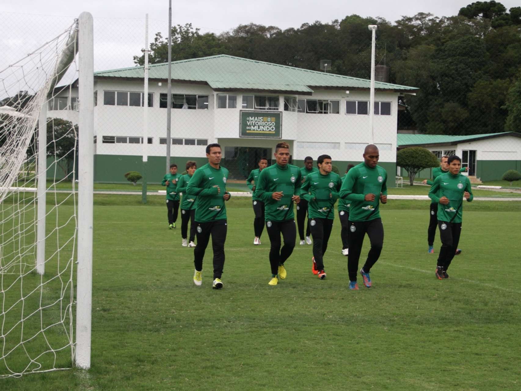 Coxa se reapresenta no CT da Graciosa