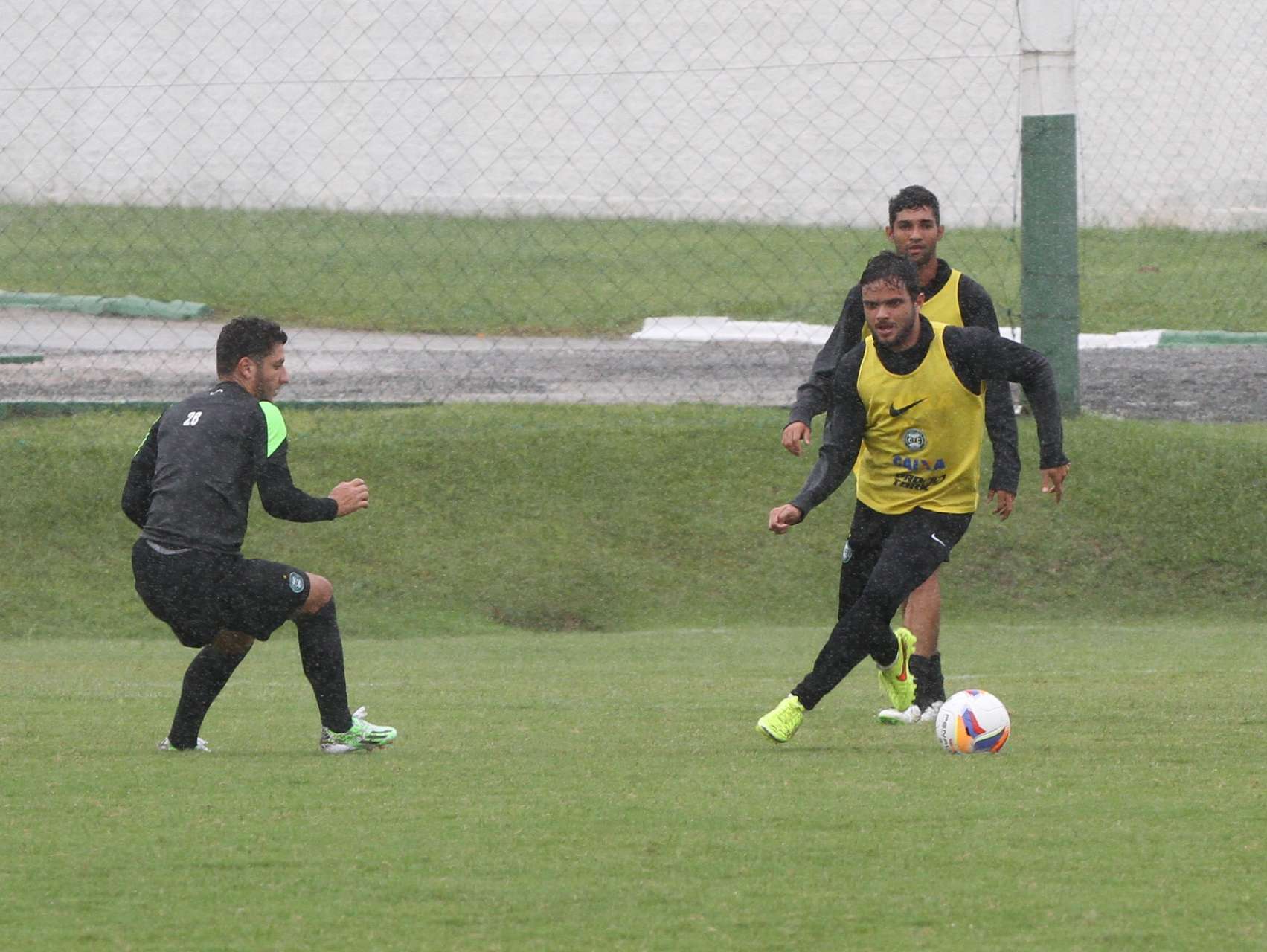 Coxa treina sob chuva