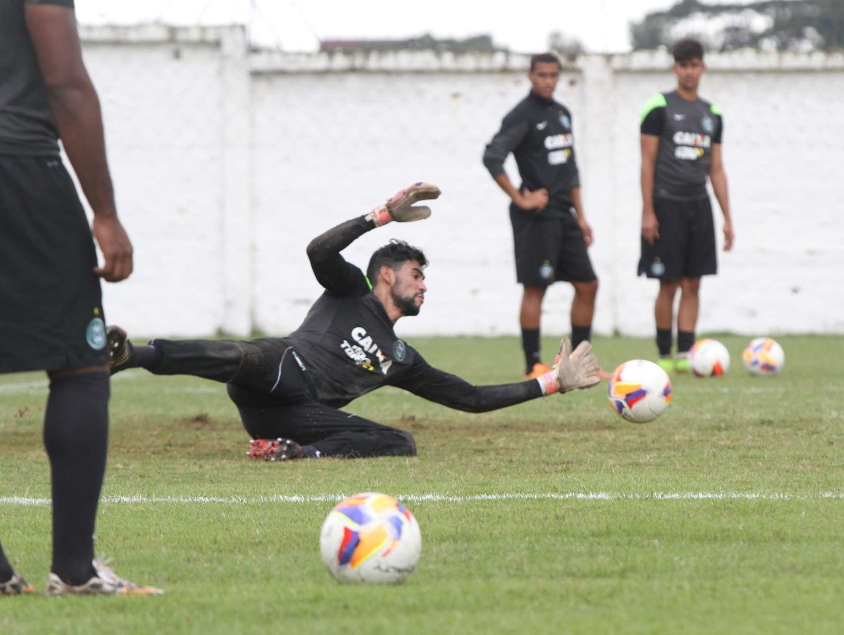 Treinamento em dois per�odos
