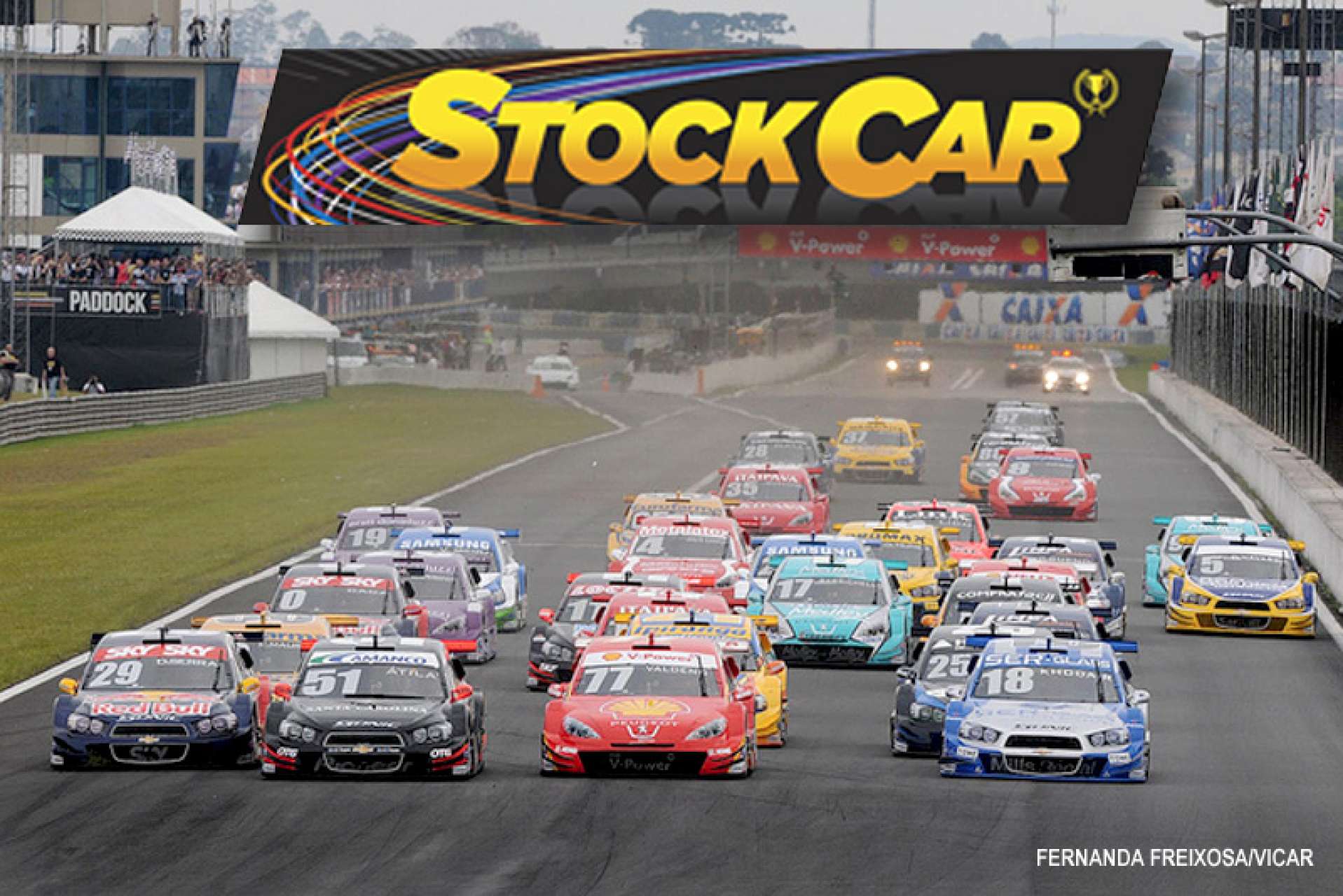 Coxa acelera e sorteia ingressos para Stock Car