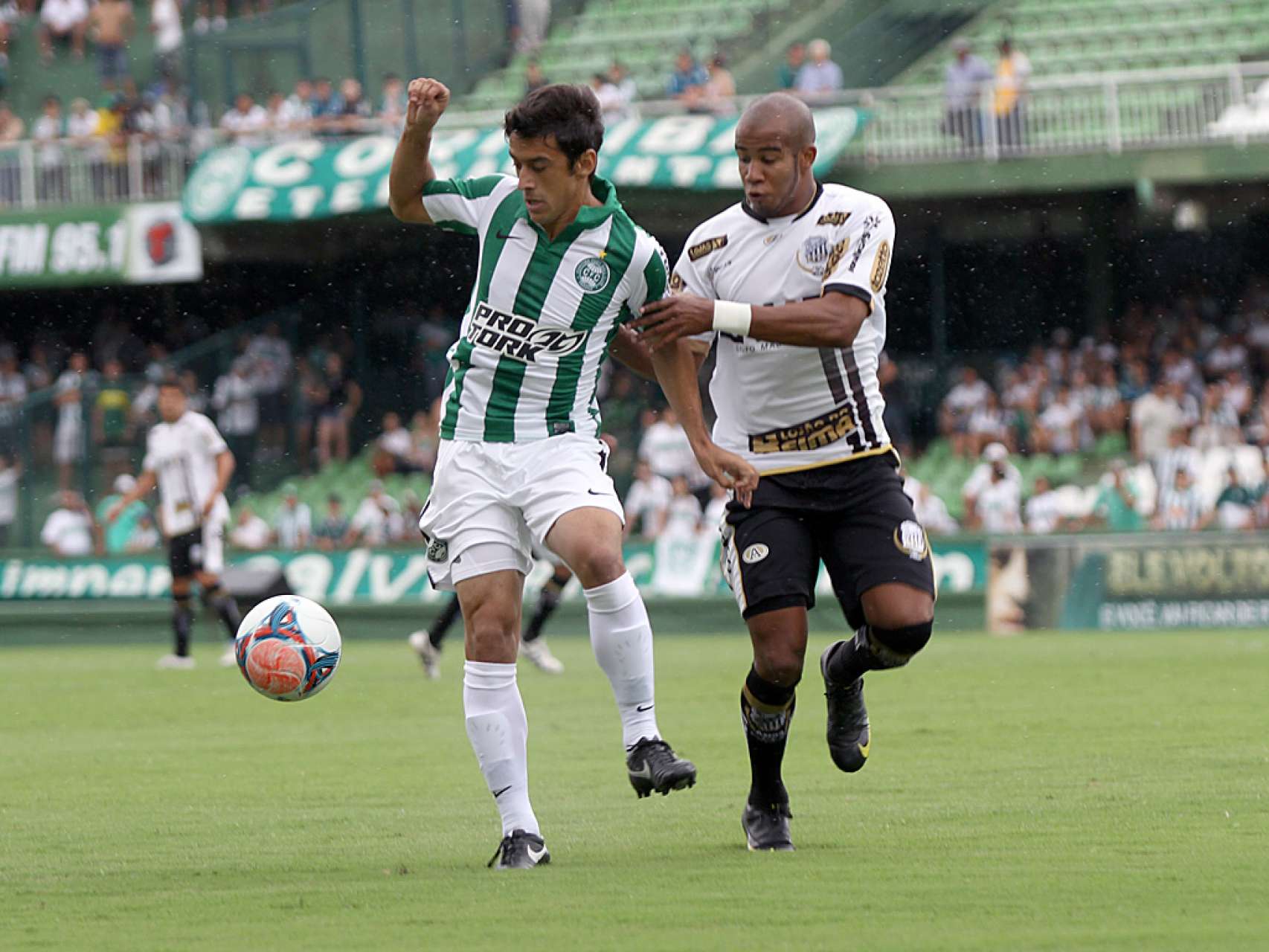 No geral, l�deres mant�m aproveitamento