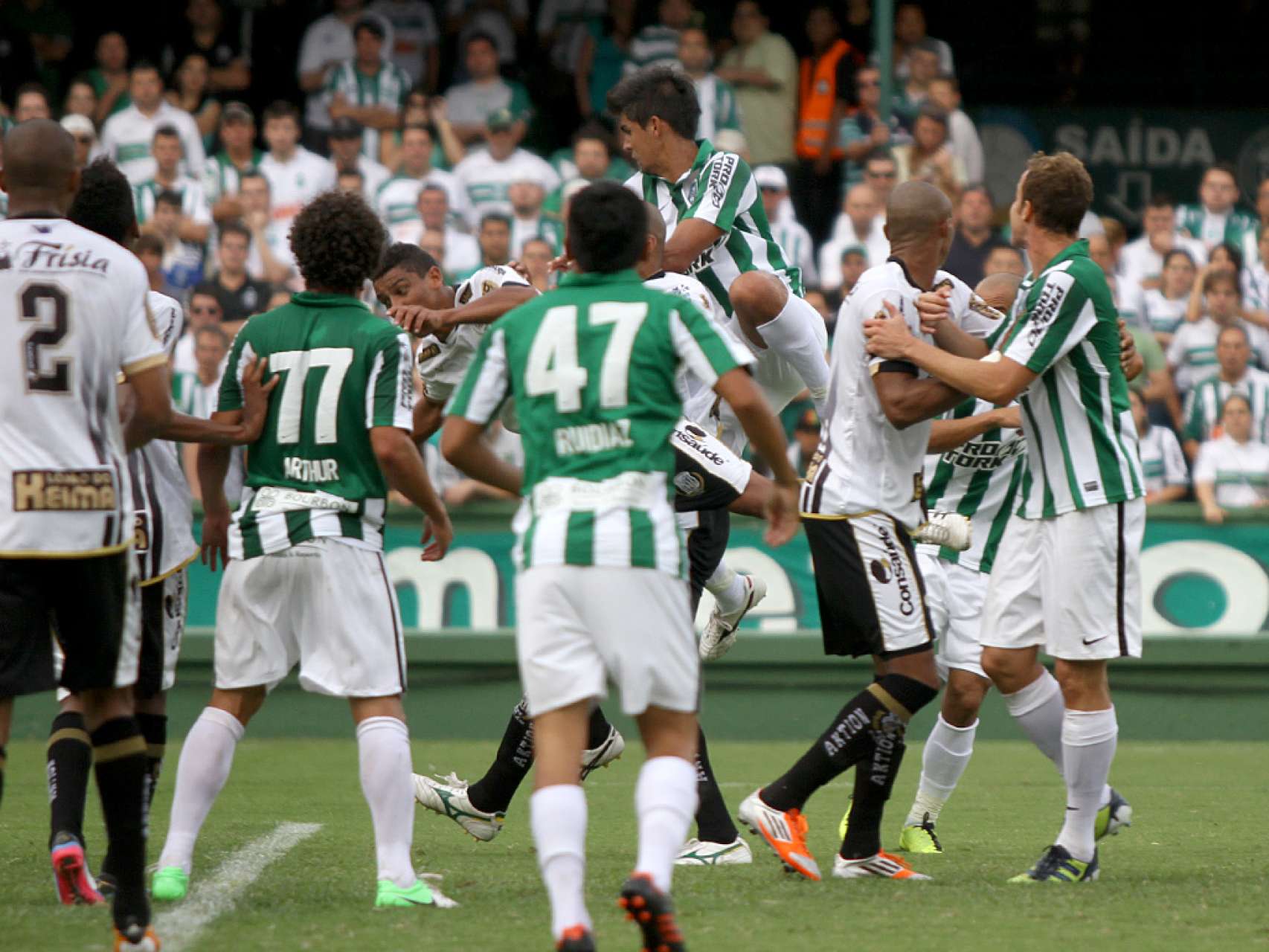Fotos: Coritiba 1x1 Oper�rio
