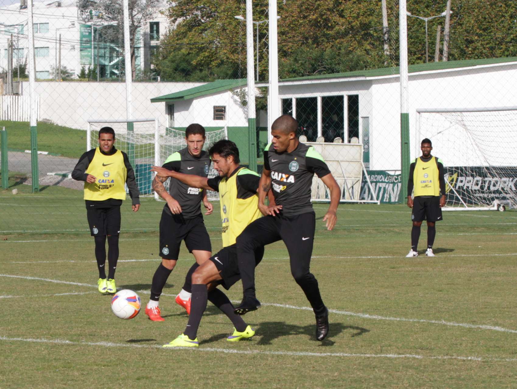 Elenco se reapresenta no CT