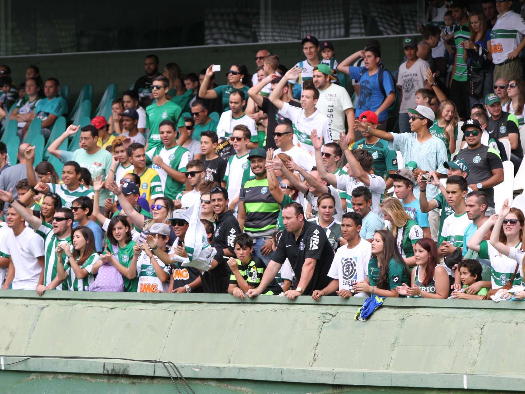 Apoio na v�spera