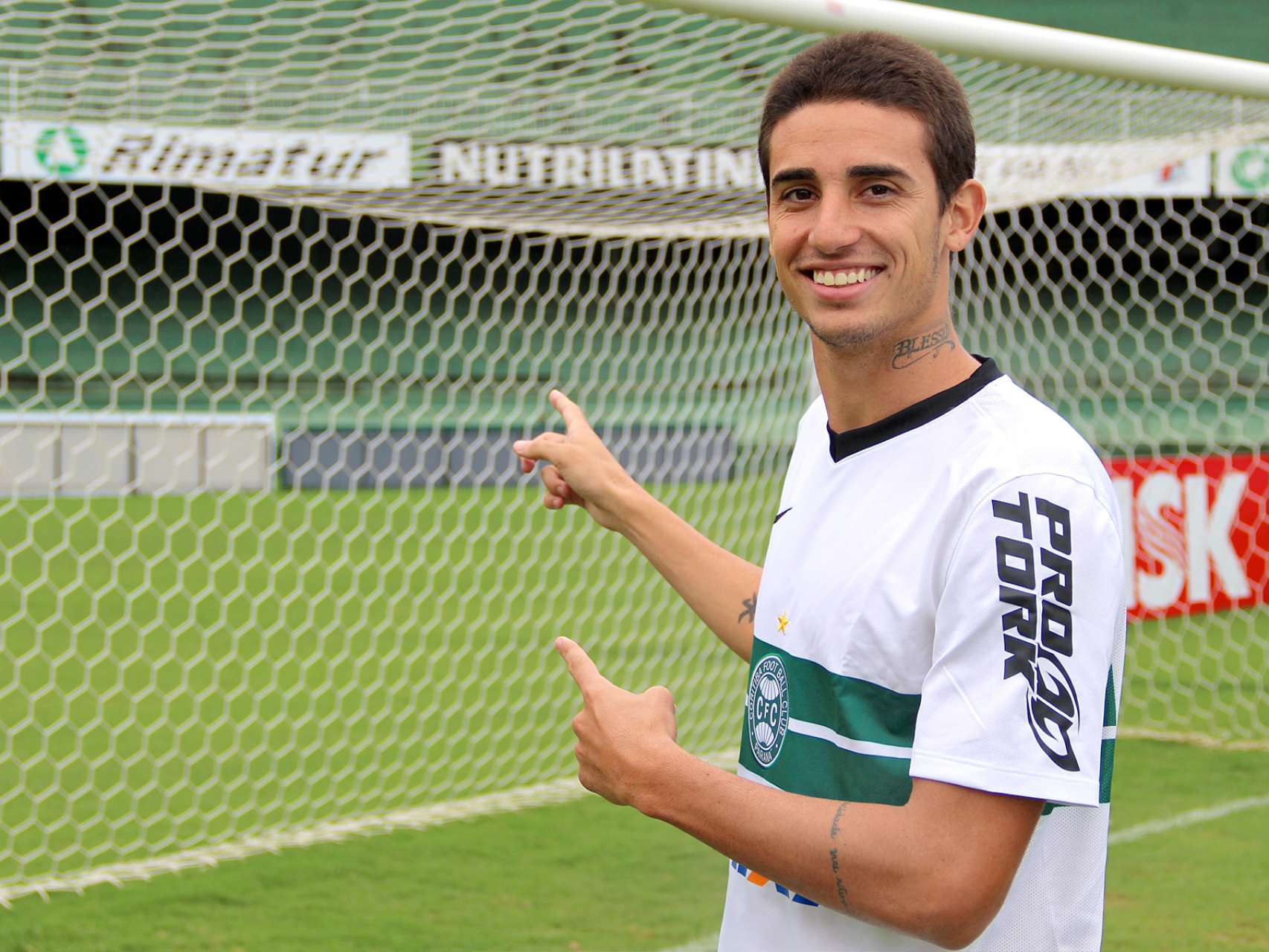 T. Galhardo fica � disposi��o