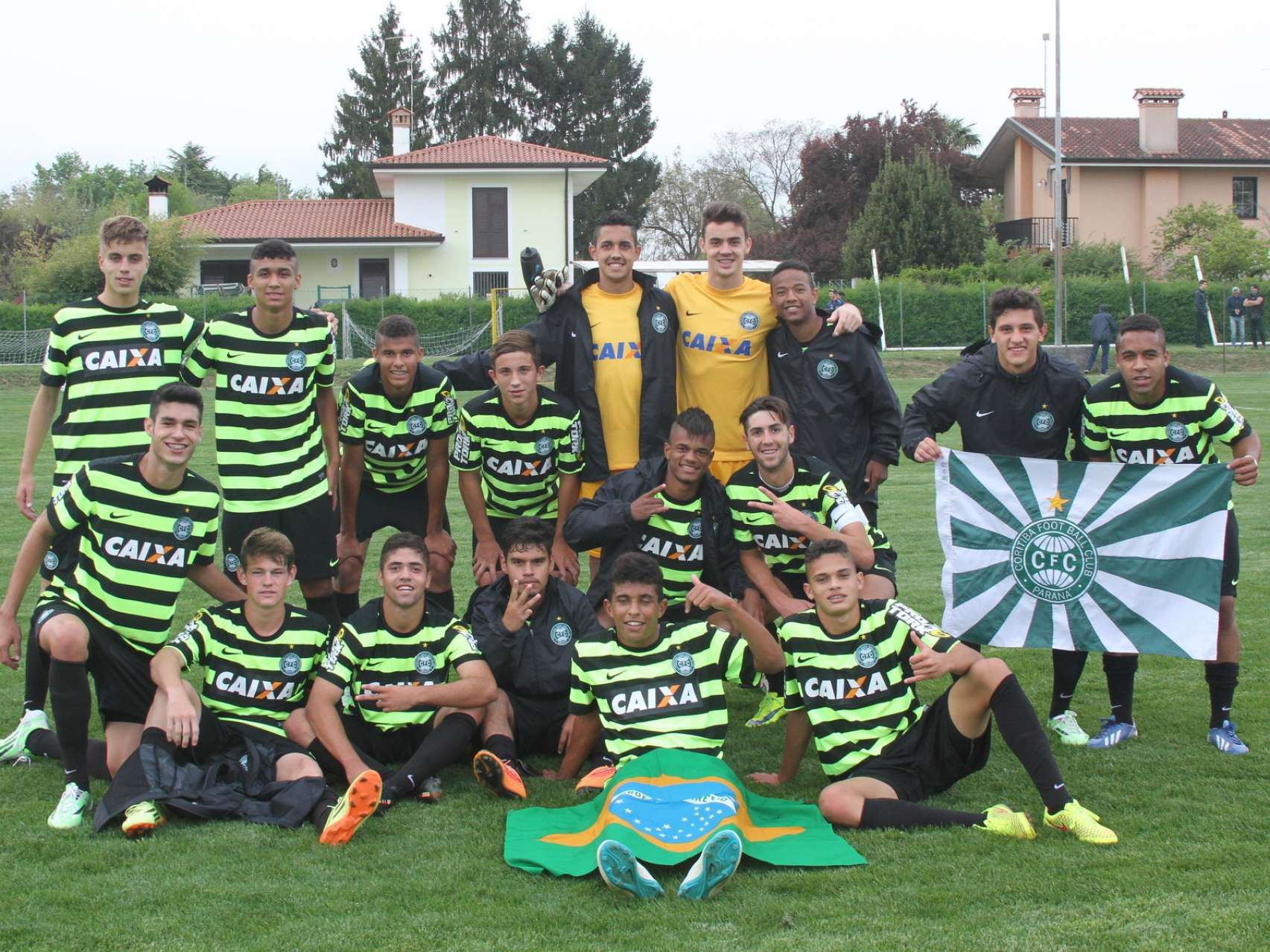 Coxa sub-17 vence o Napoli