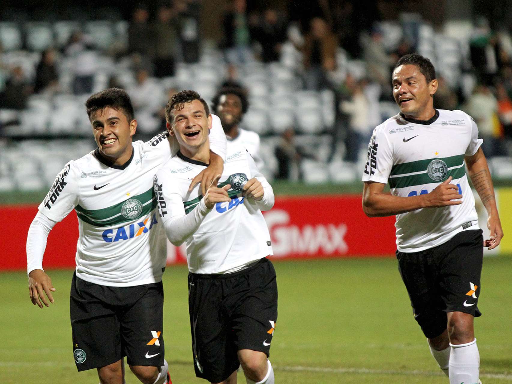Noite �pica de classifica��o!