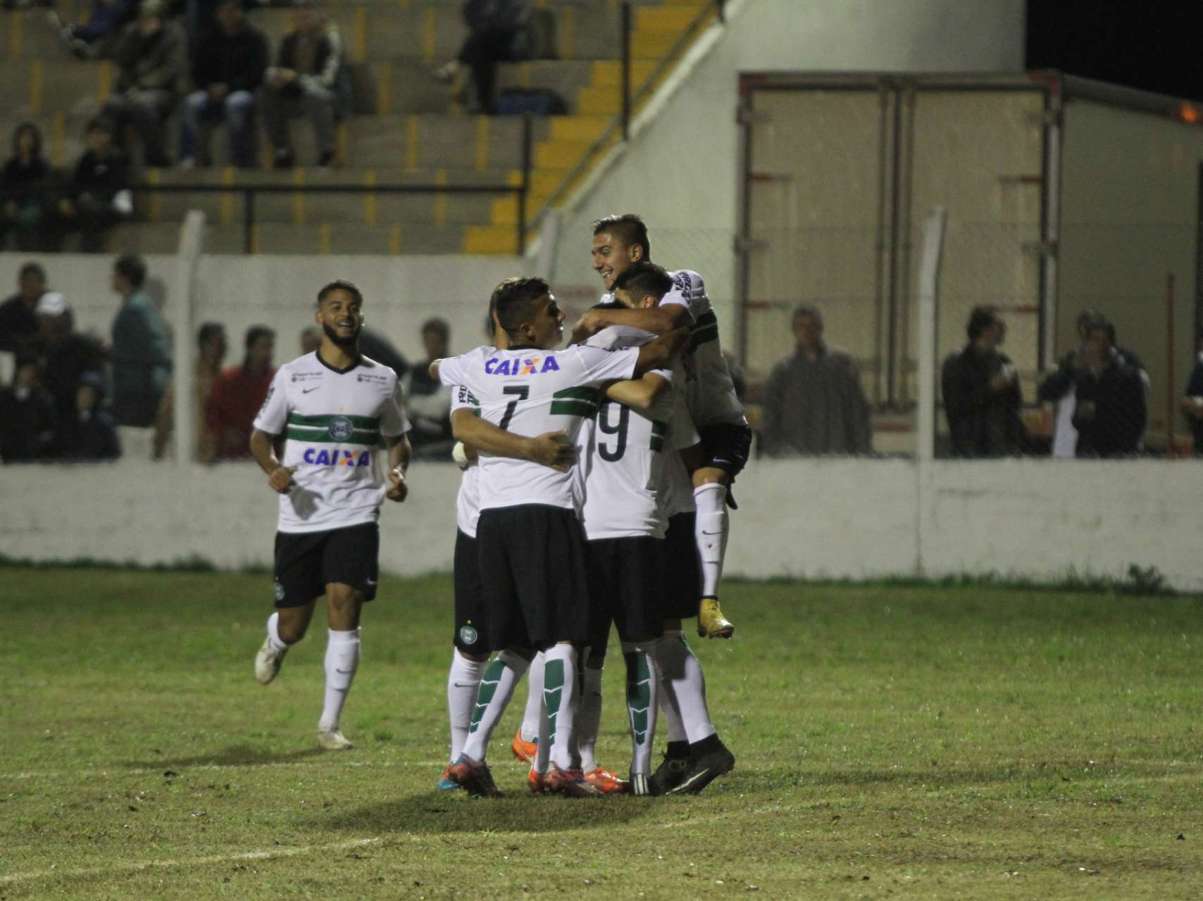 Sub-23 vence amistoso