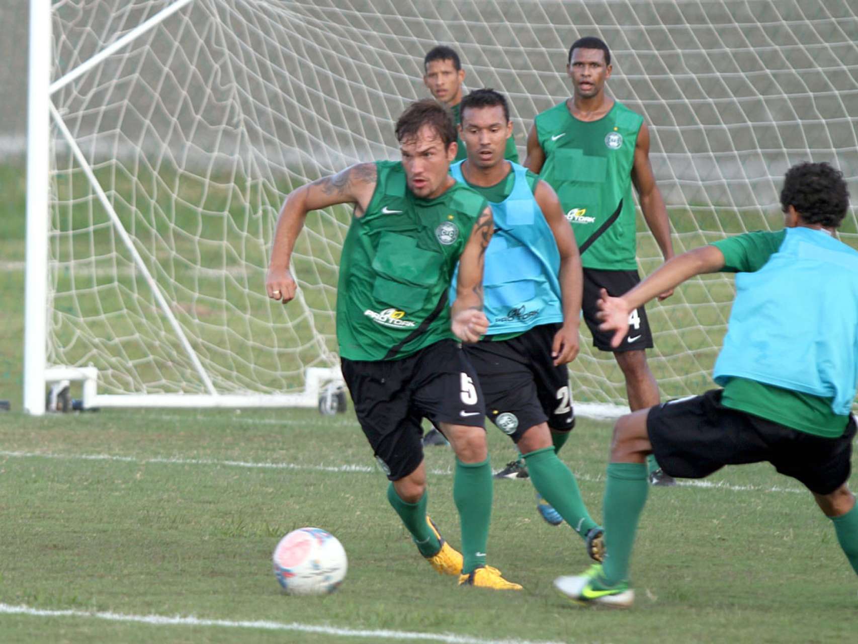 Confira imagens dos treinos do Coritiba