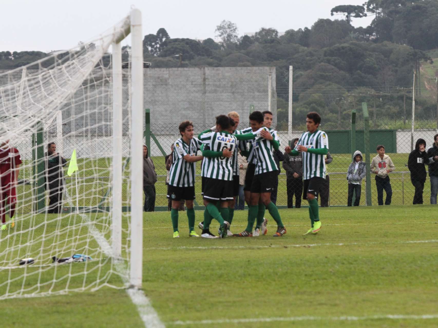 Coxa Sub-19 tem nova vit�ria