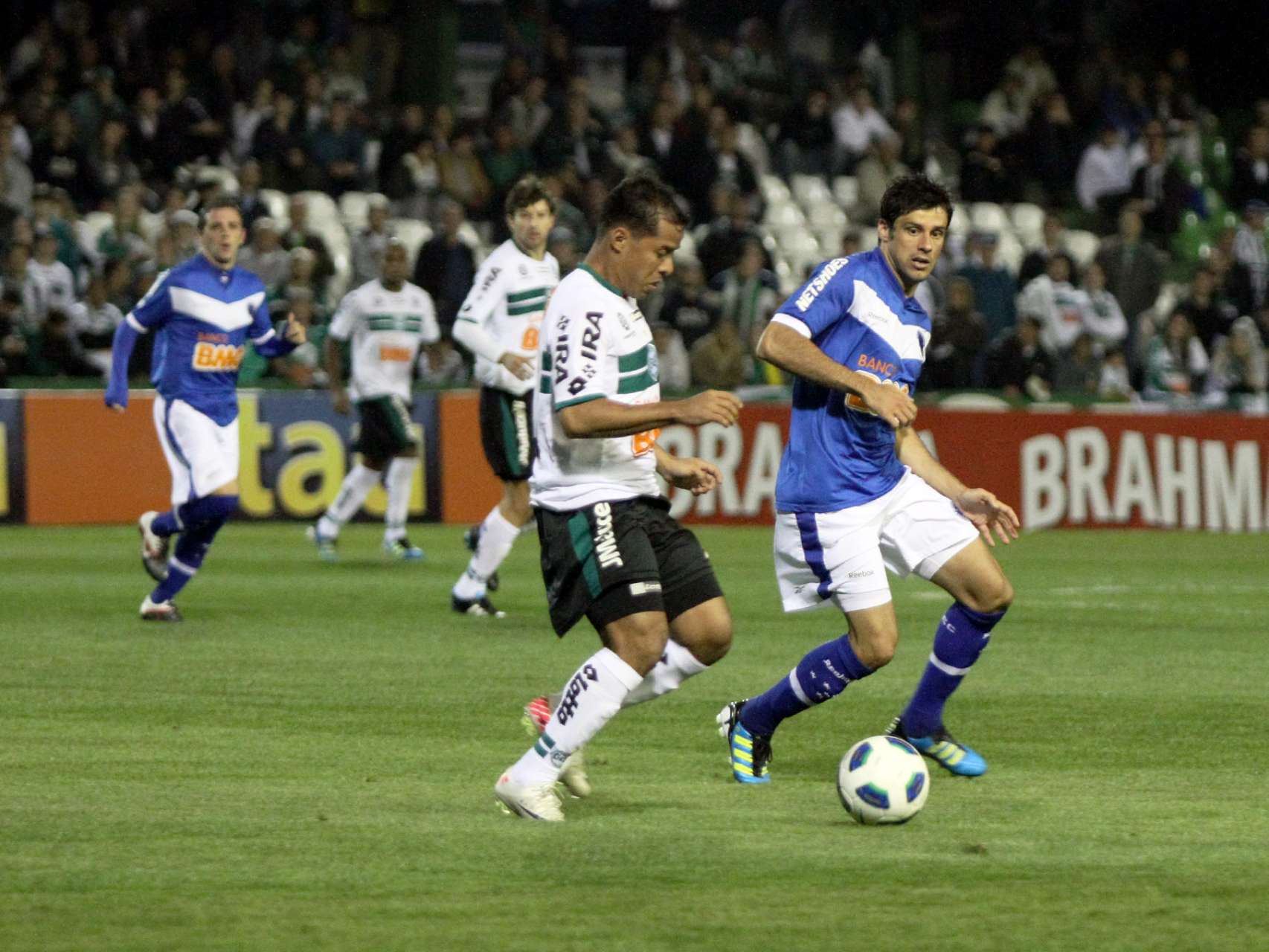 Hist�ria: Coxa 2x1 Cruzeiro