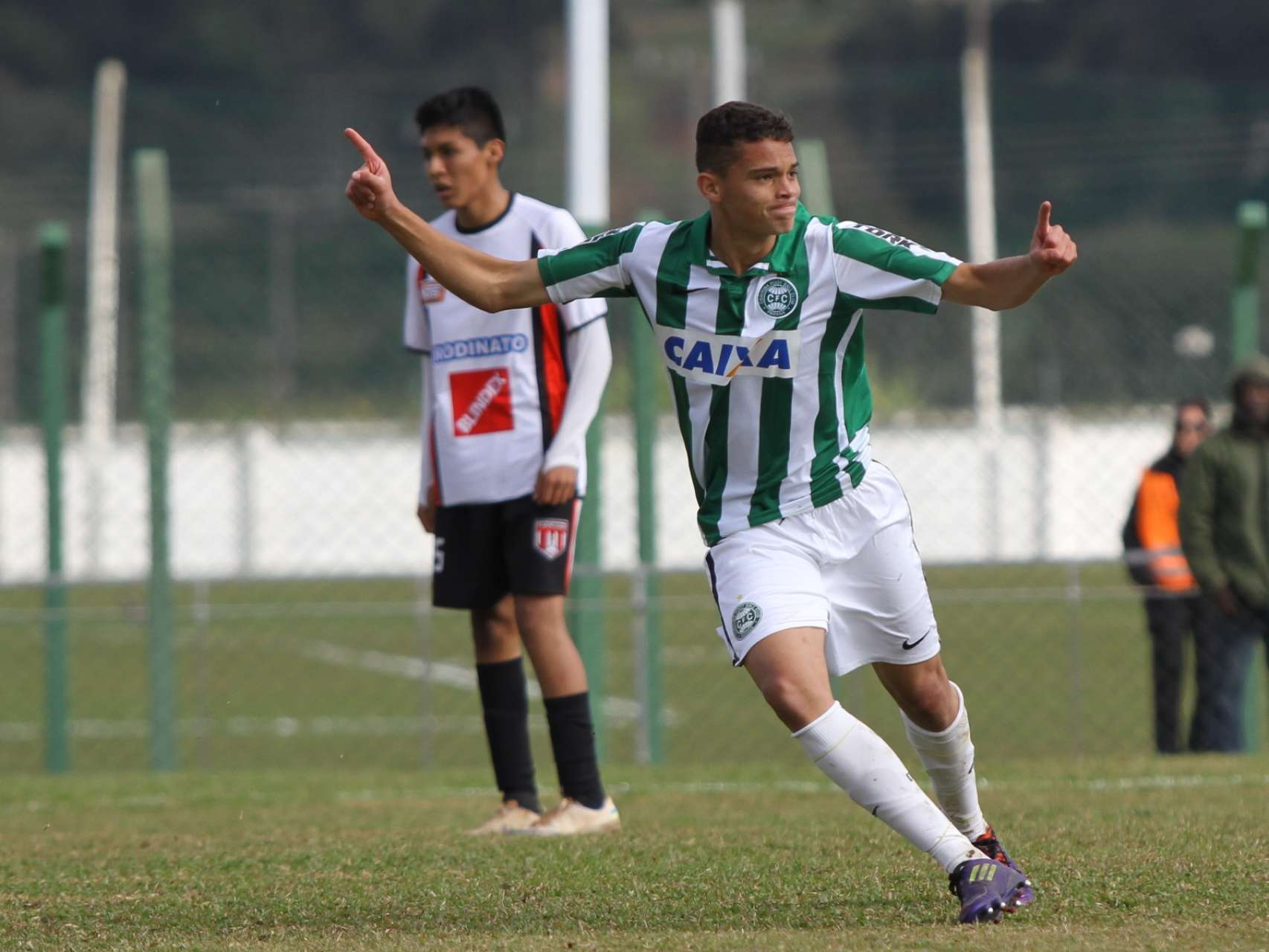 Sub-17 vence no Graciosa