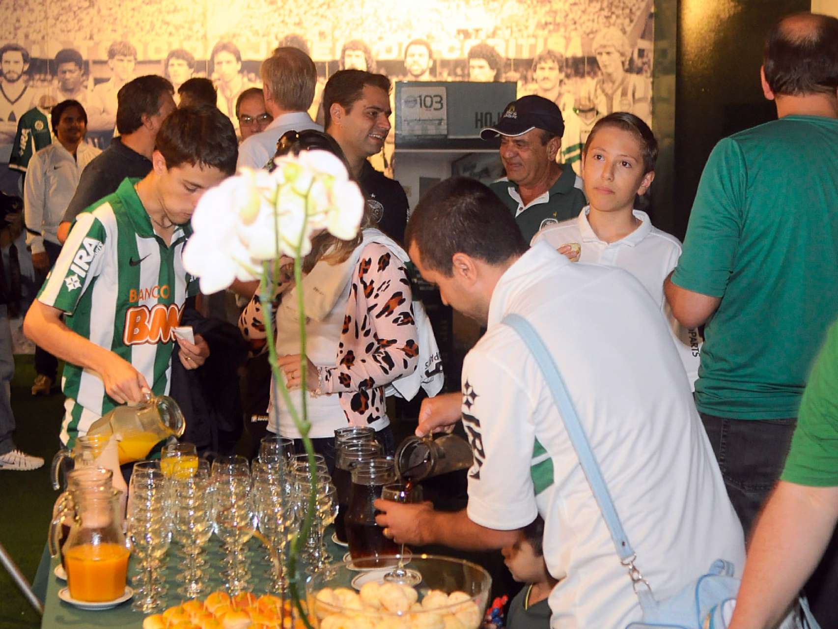 Caf� da Manh� com S�cios volta com tudo