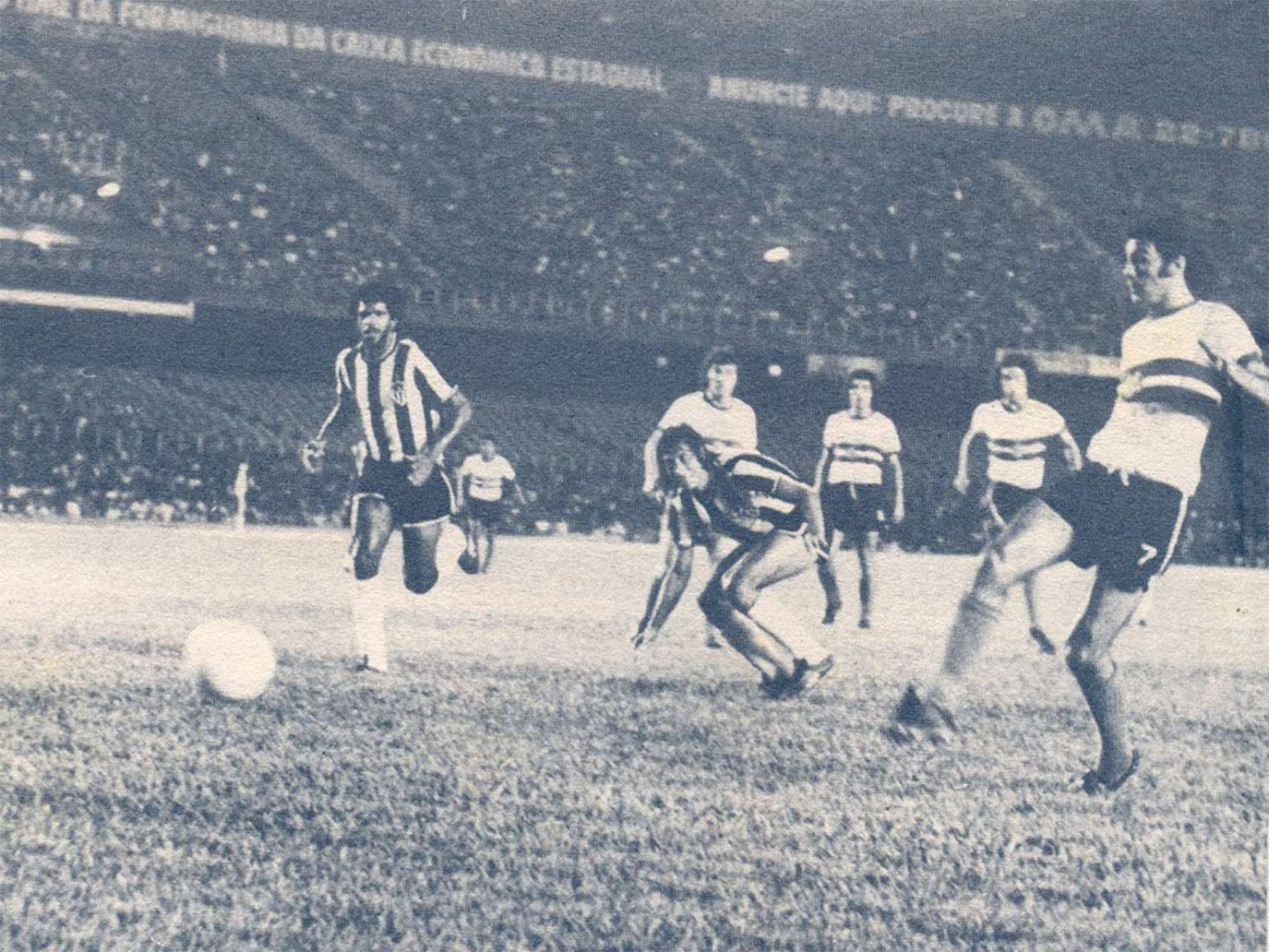 Hist�ria de Coritiba e Atl�tico- MG