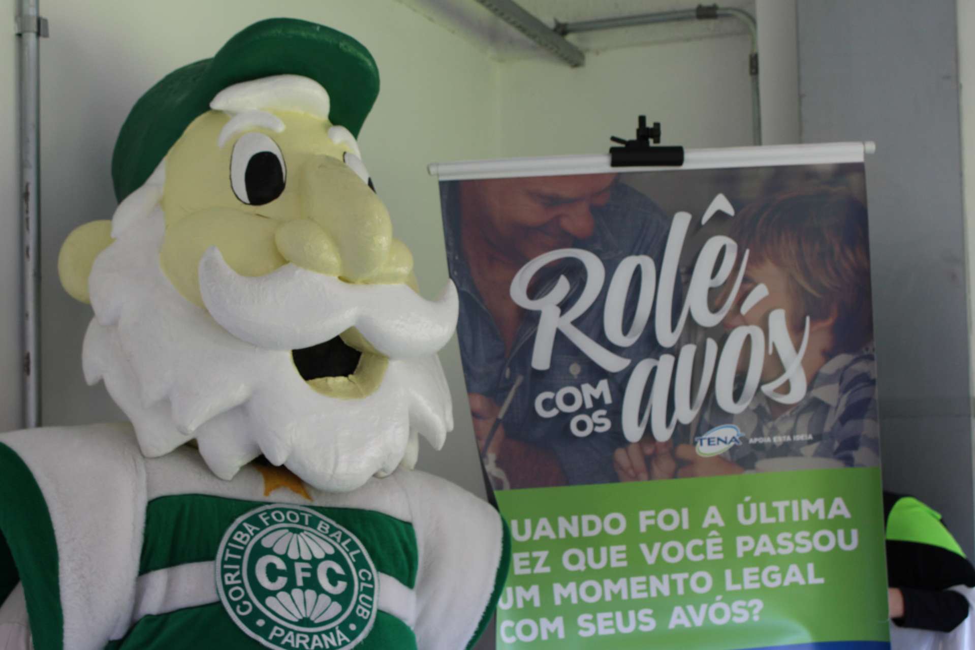 Av�s no Couto