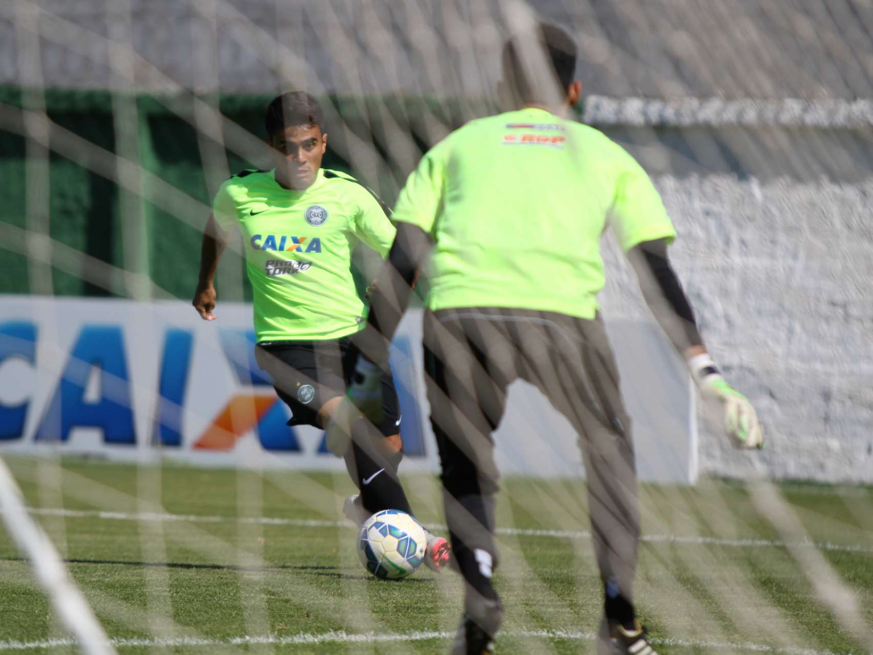 Galeria Coxa: treino cedo no CT