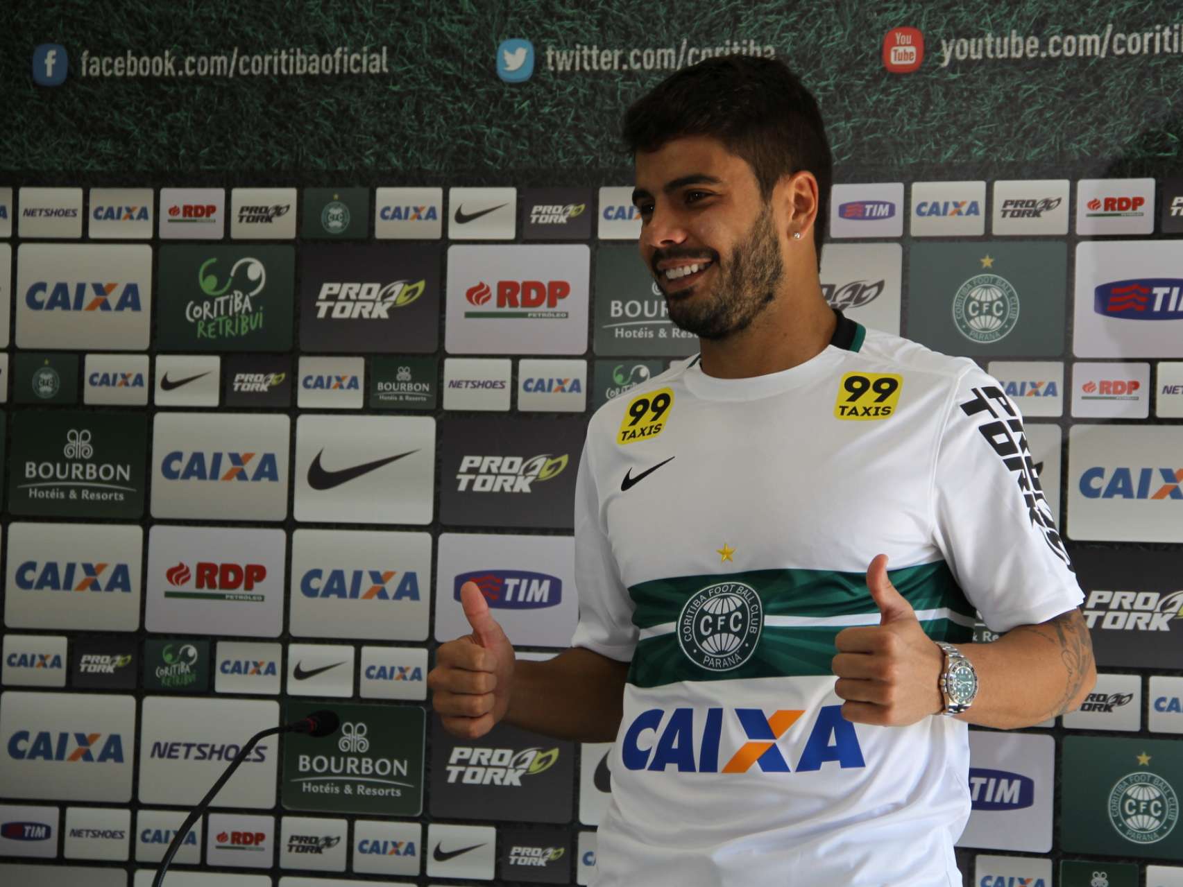 Henrique Almeida � apresentado