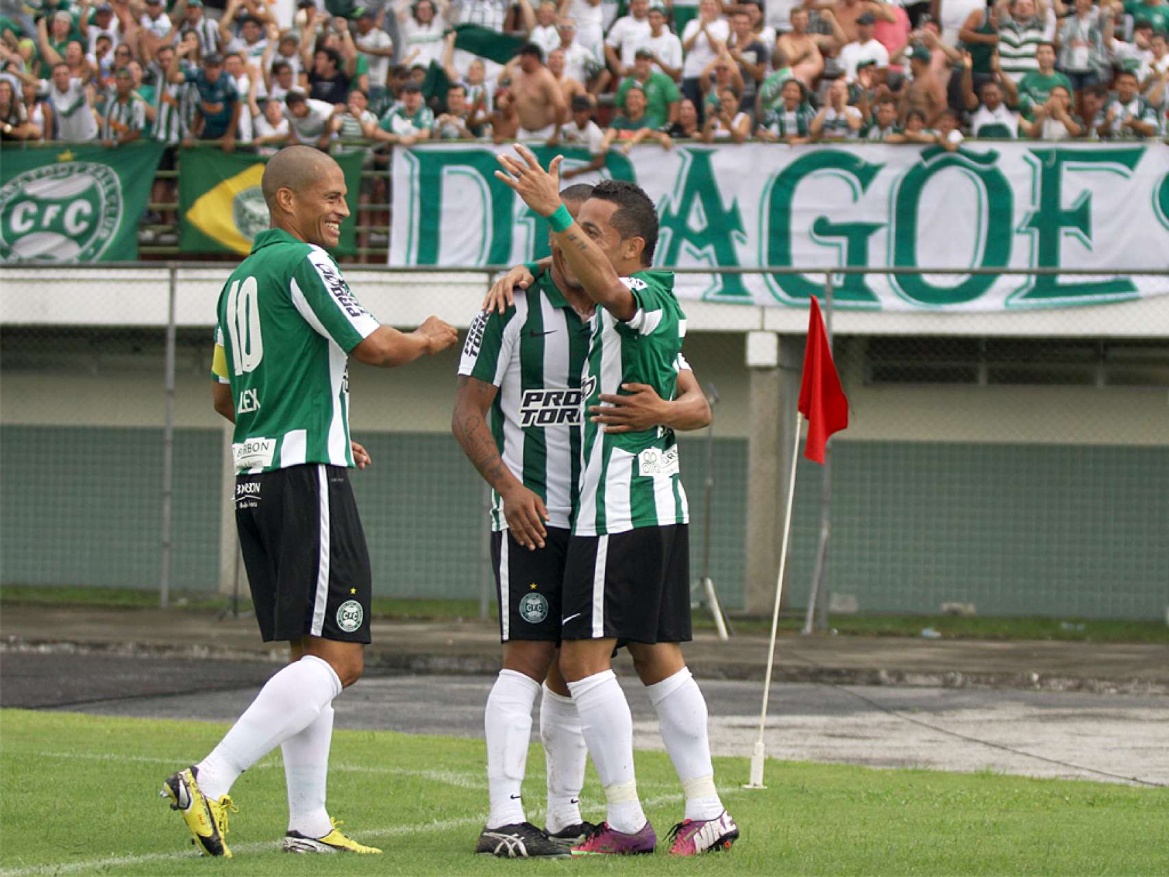 Comemorando evolu��o, atletas mant�m foco na reta final