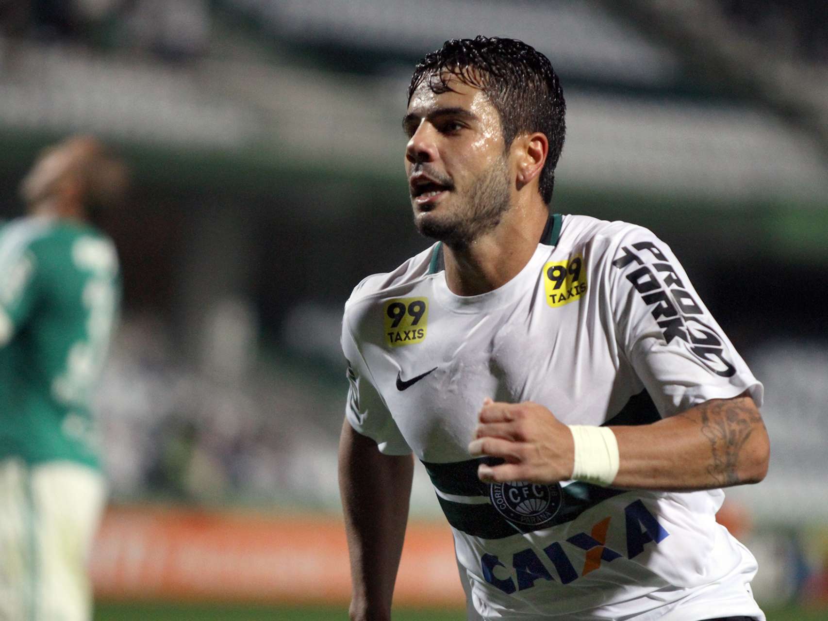 H. Almeida est� � disposi��o
