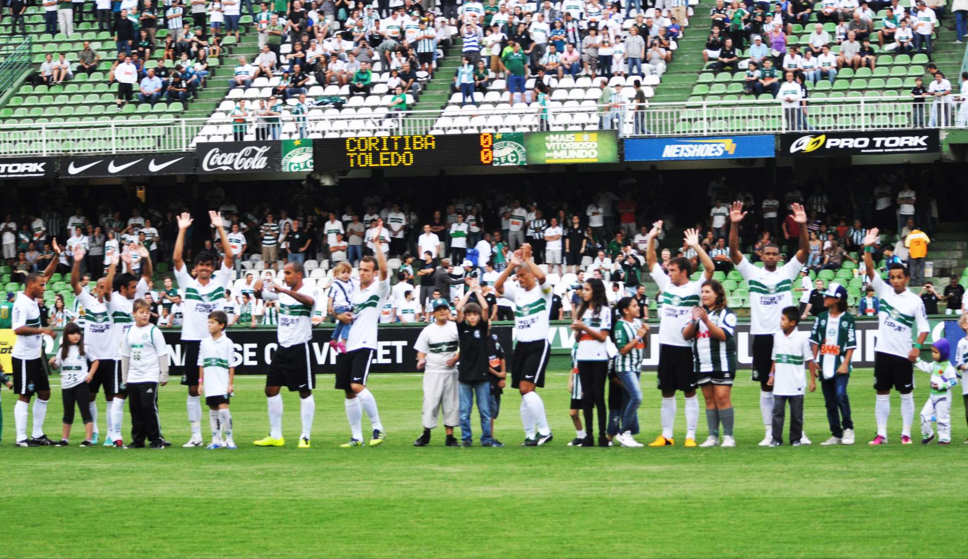 Fotos Mascotinhos de Coritiba x Toledo